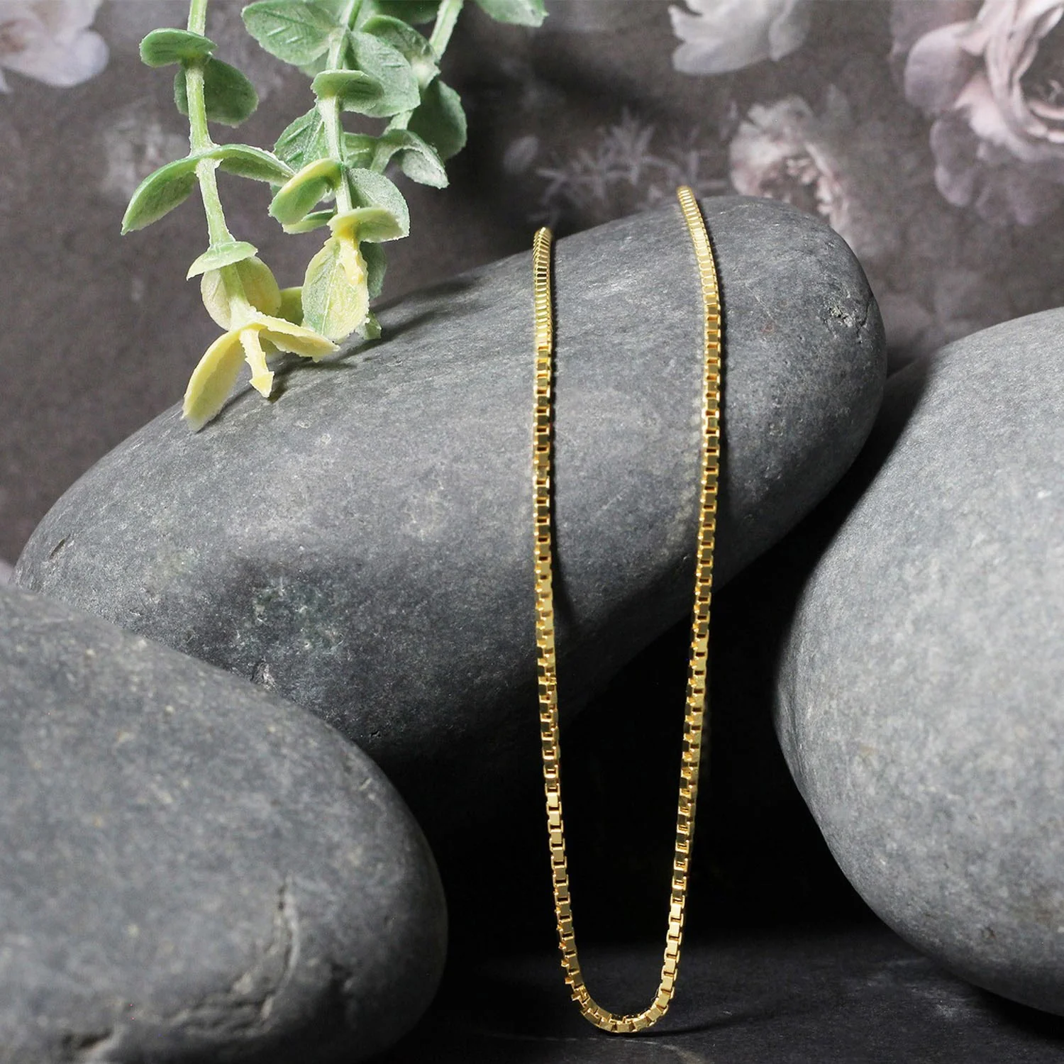 1.6mm 14K Yellow Gold Classic Box Chain - Image 4