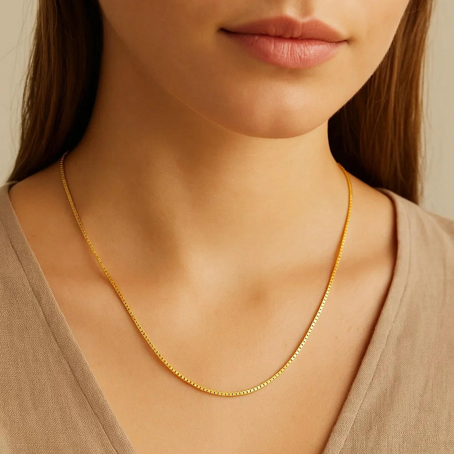 10k Yellow Gold Classic Box Chain 0.6mm - Image 11