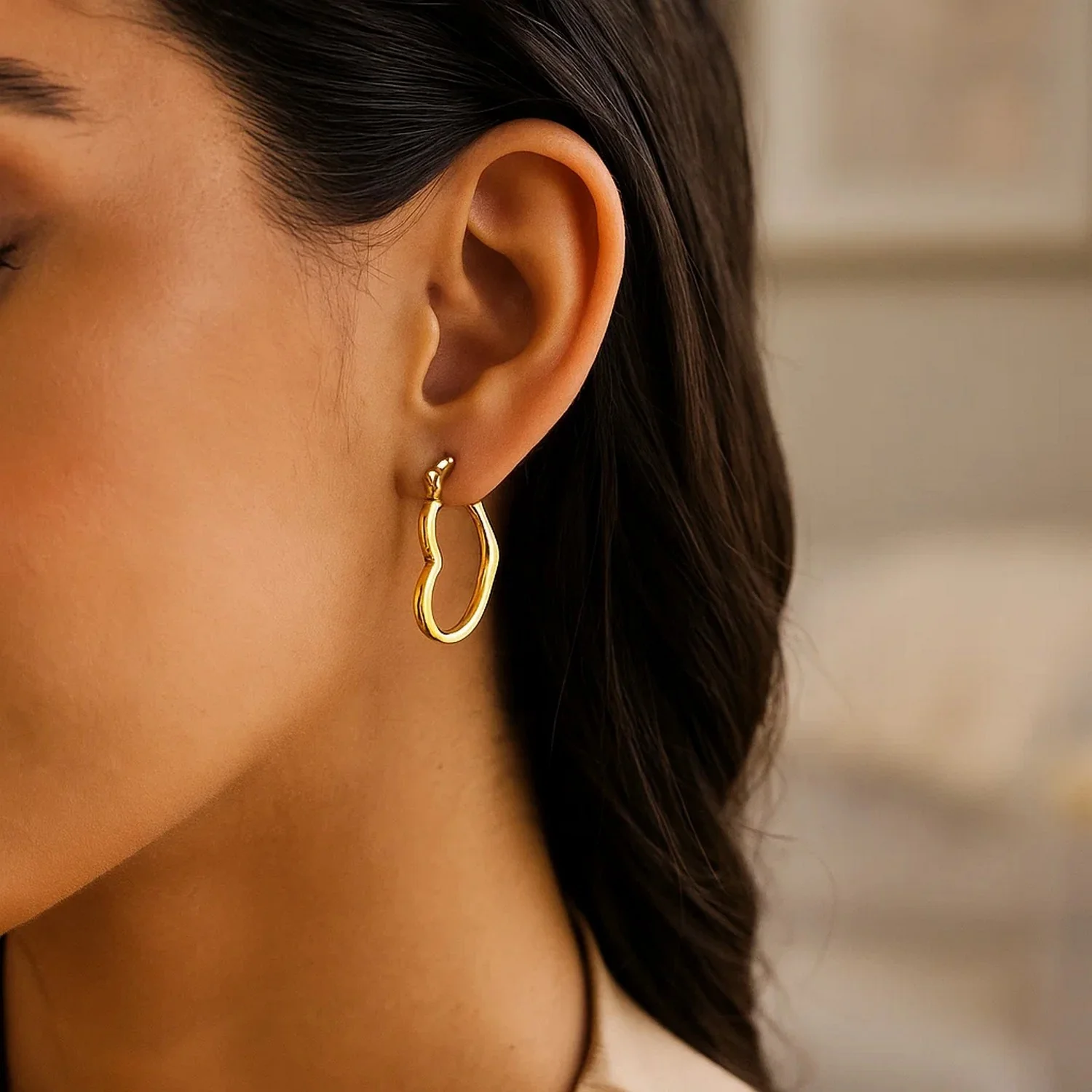 10k Yellow Gold Heart Hoop Earrings - Image 3
