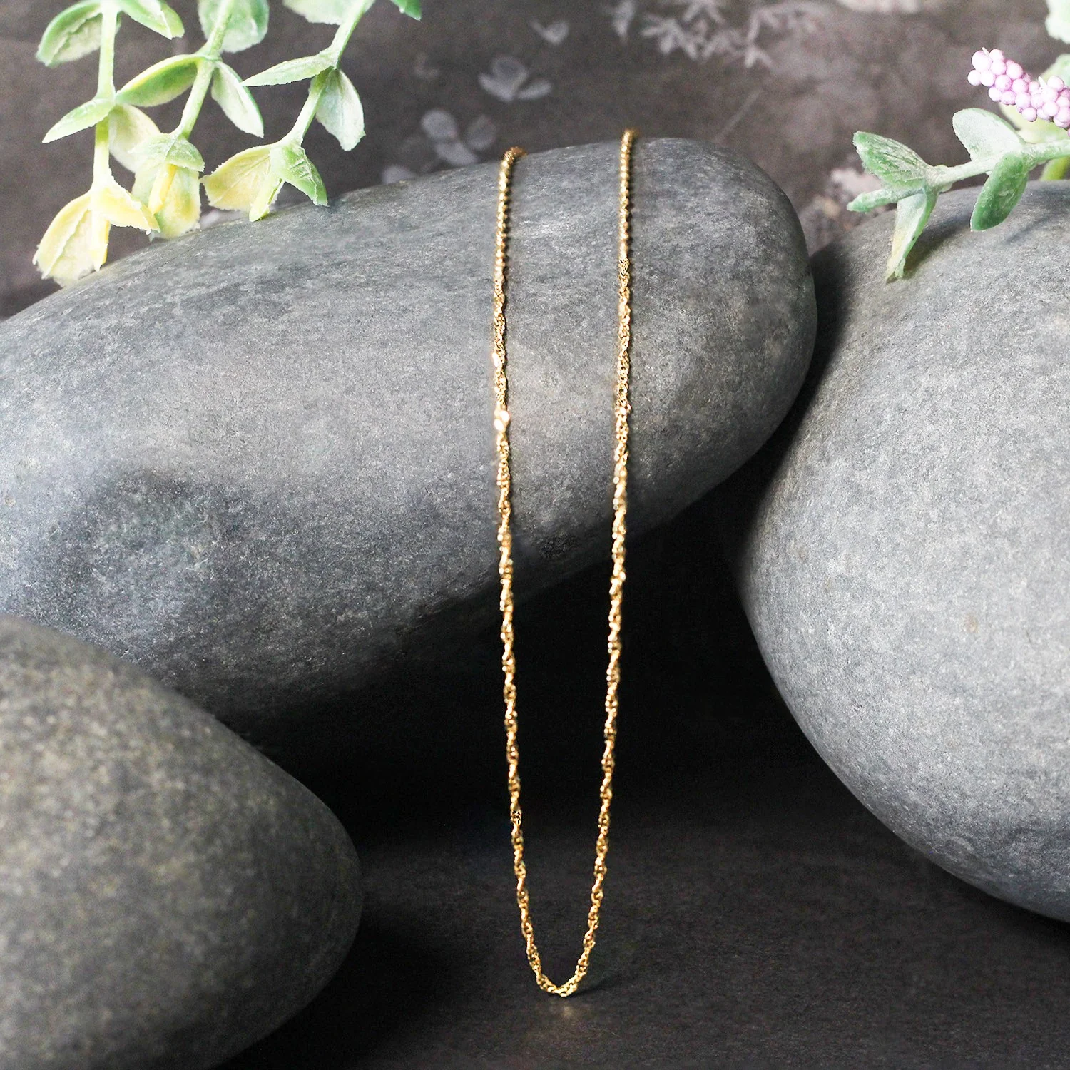 10k Yellow Gold Singapore Chain 1.0mm - Image 4