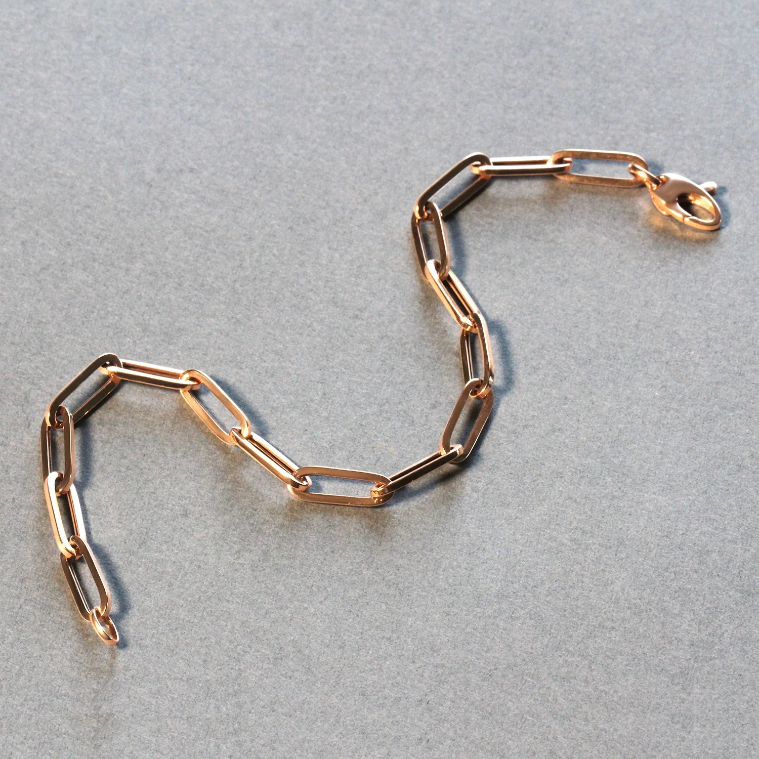 14K Rose Gold Bold Paperclip Chain Bracelet - Image 4