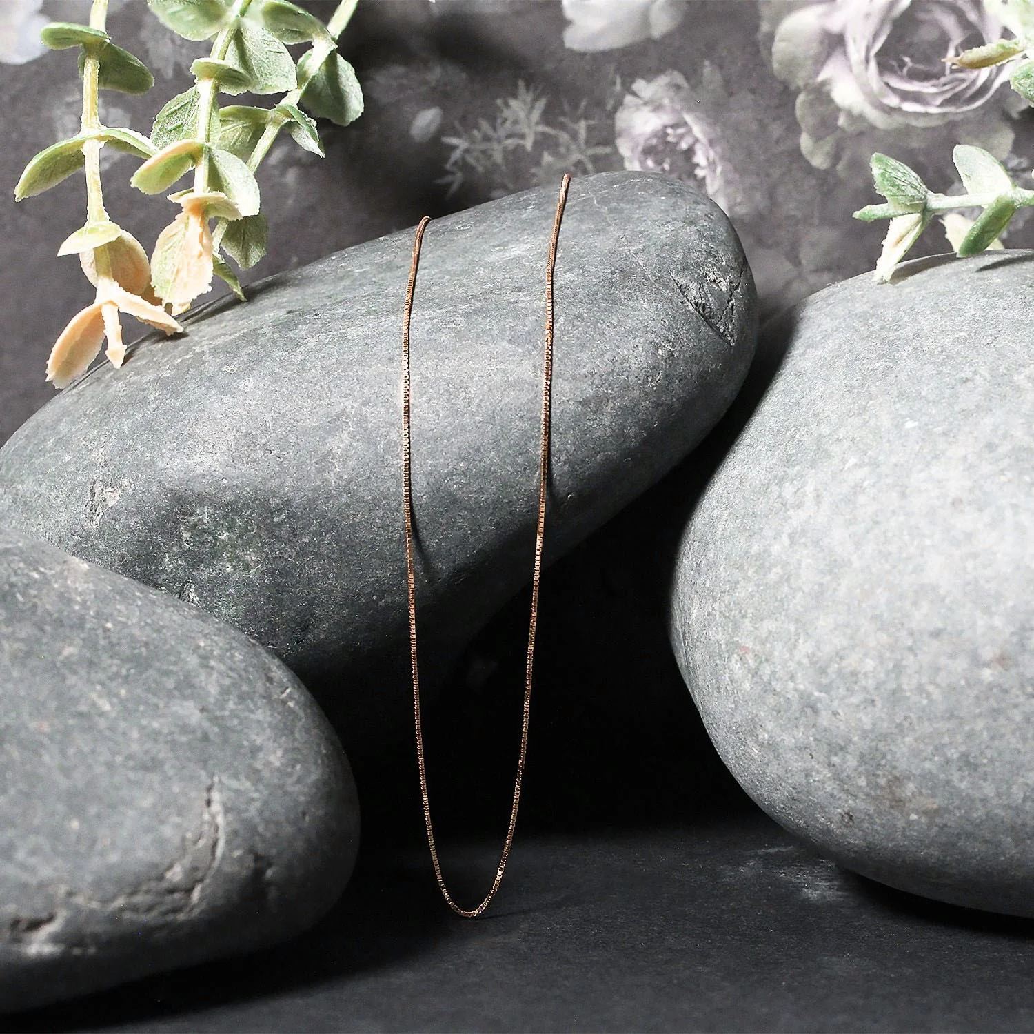 14k Rose Gold Classic Box Chain 0.45mm - Image 4