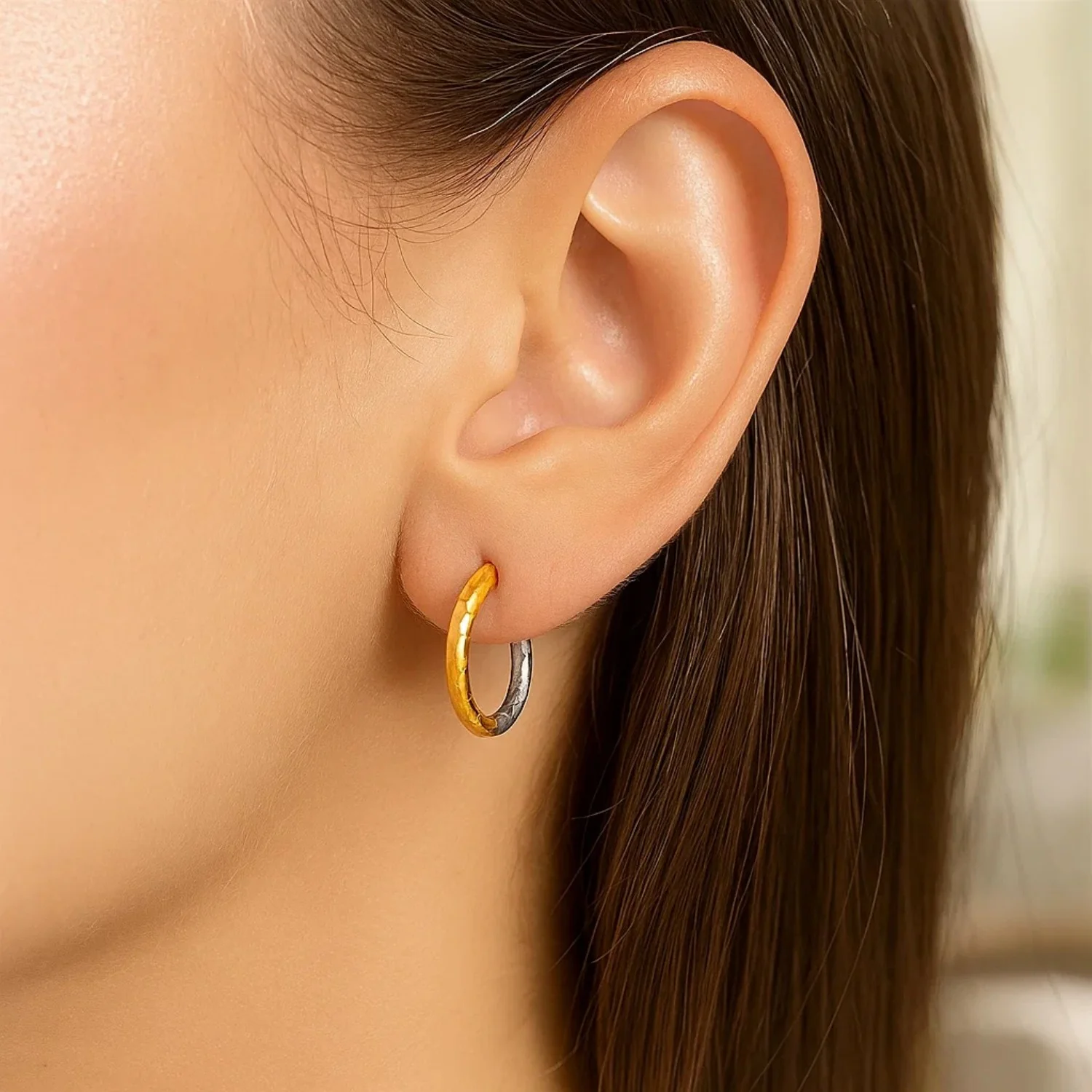 14k Two-Tone Gold Hinge Hammered Hoop Earrings - Image 4