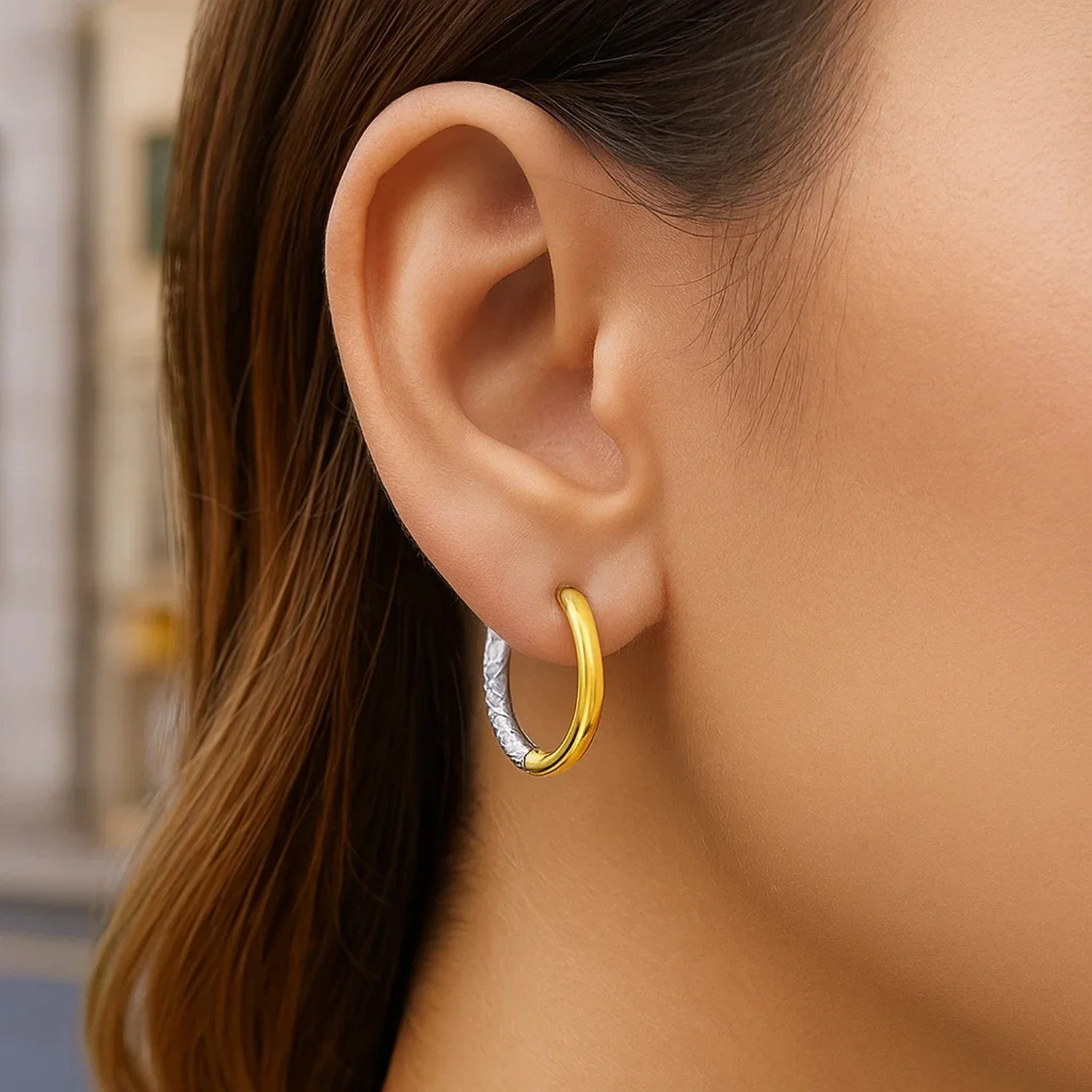 14k Two-Tone Gold Hoop Earrings with Textured Style - Image 2