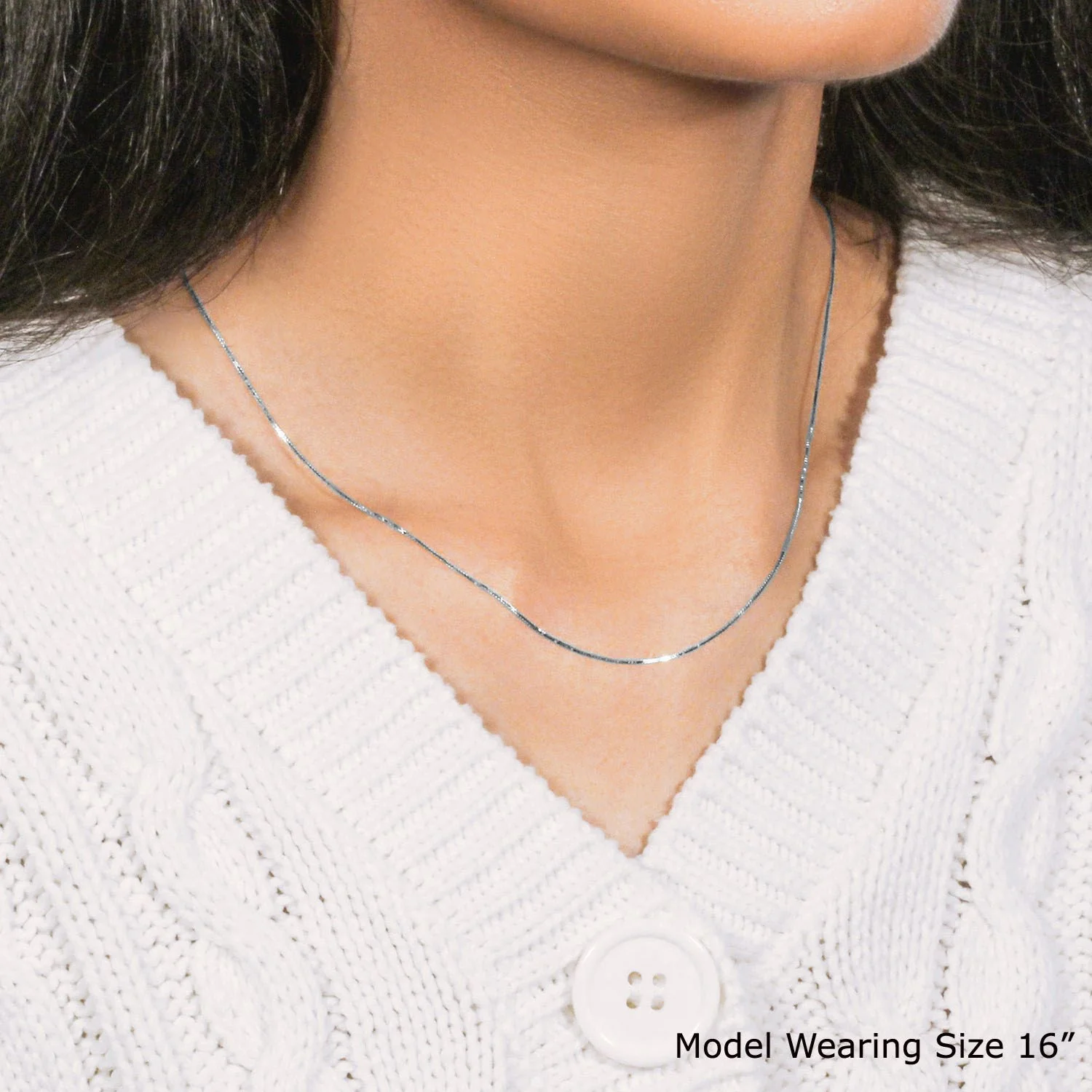 14k White Gold Classic Box Chain 0.6mm - Image 9