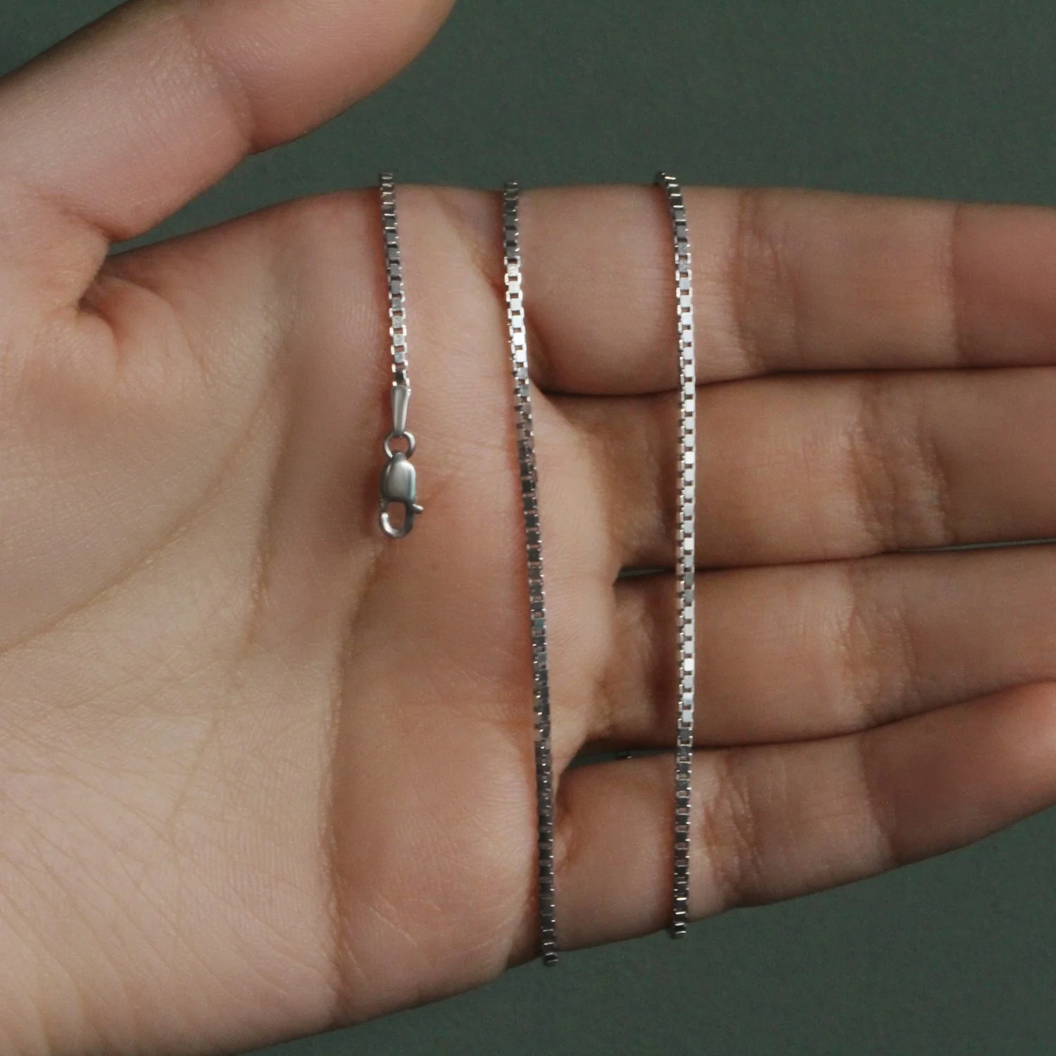 14k White Gold Classic Box Chain 1.4mm - Image 8