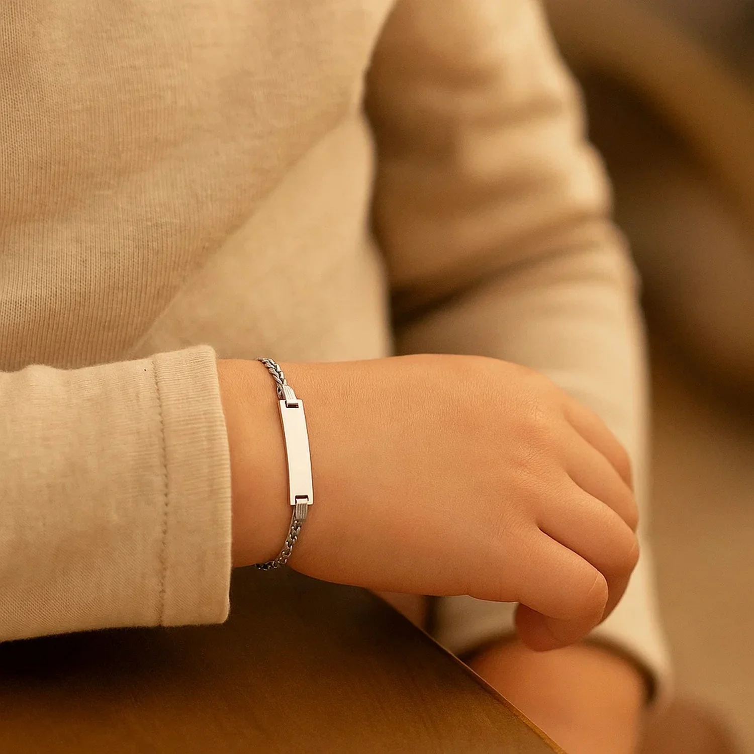 14k White Gold Curb Link Chain Polished Children's ID Bracelet - Image 4