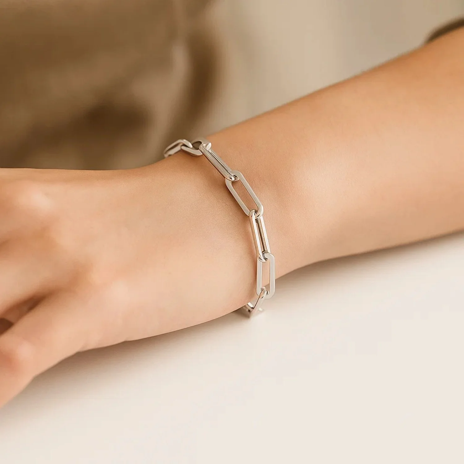 14K White Gold Extra Wide Paperclip Chain Bracelet - Image 4