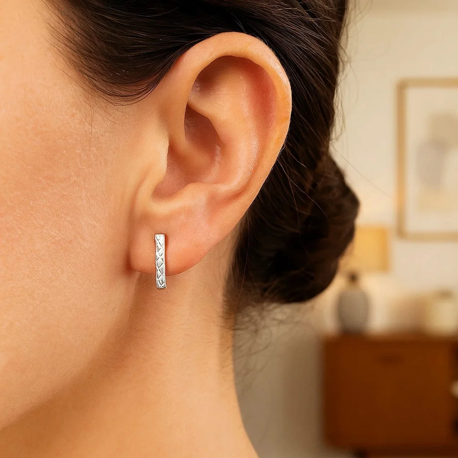 14k White Gold Textured Bar Earrings - Image 4