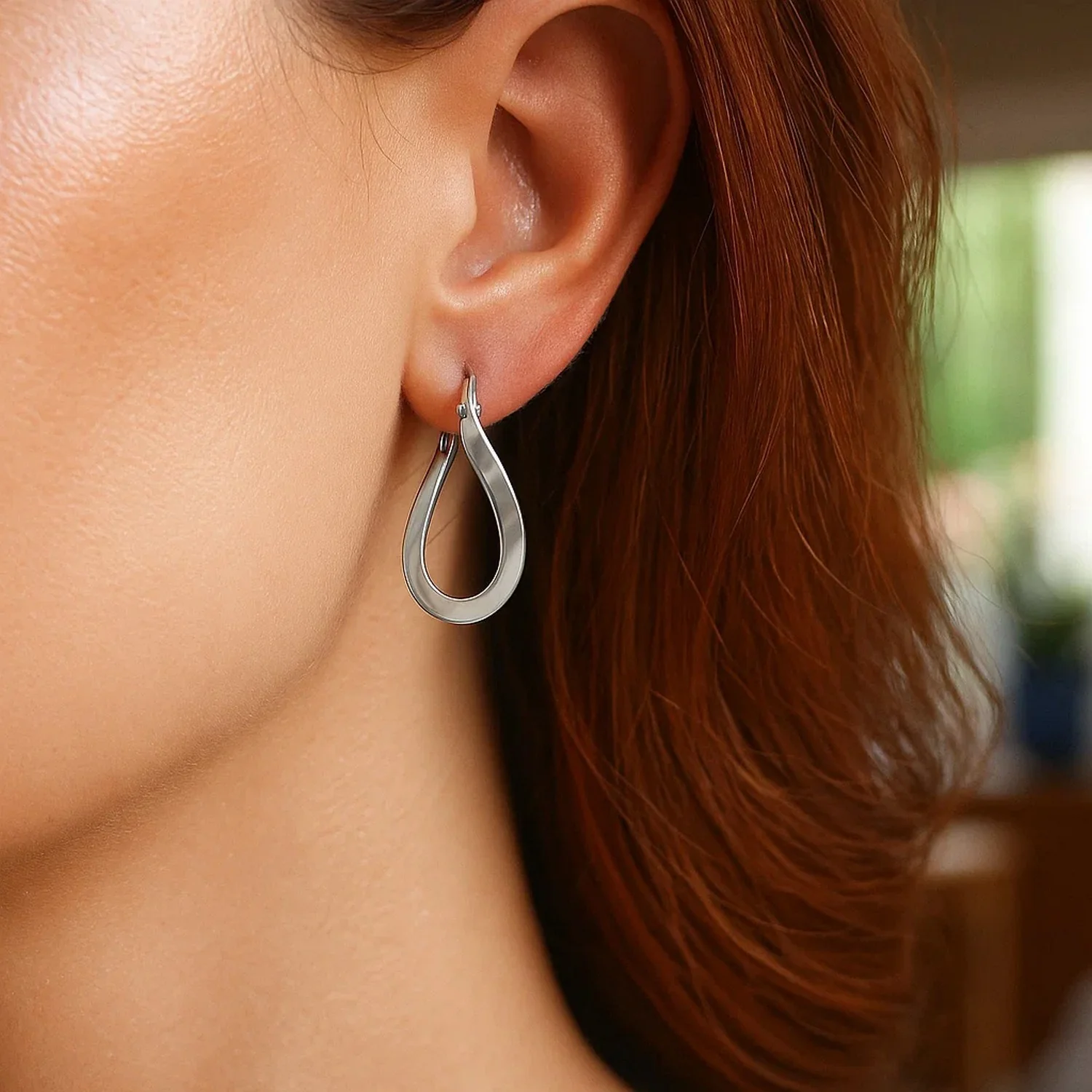 14k White Gold Twisted Freeform Hoop Earrings - Image 3