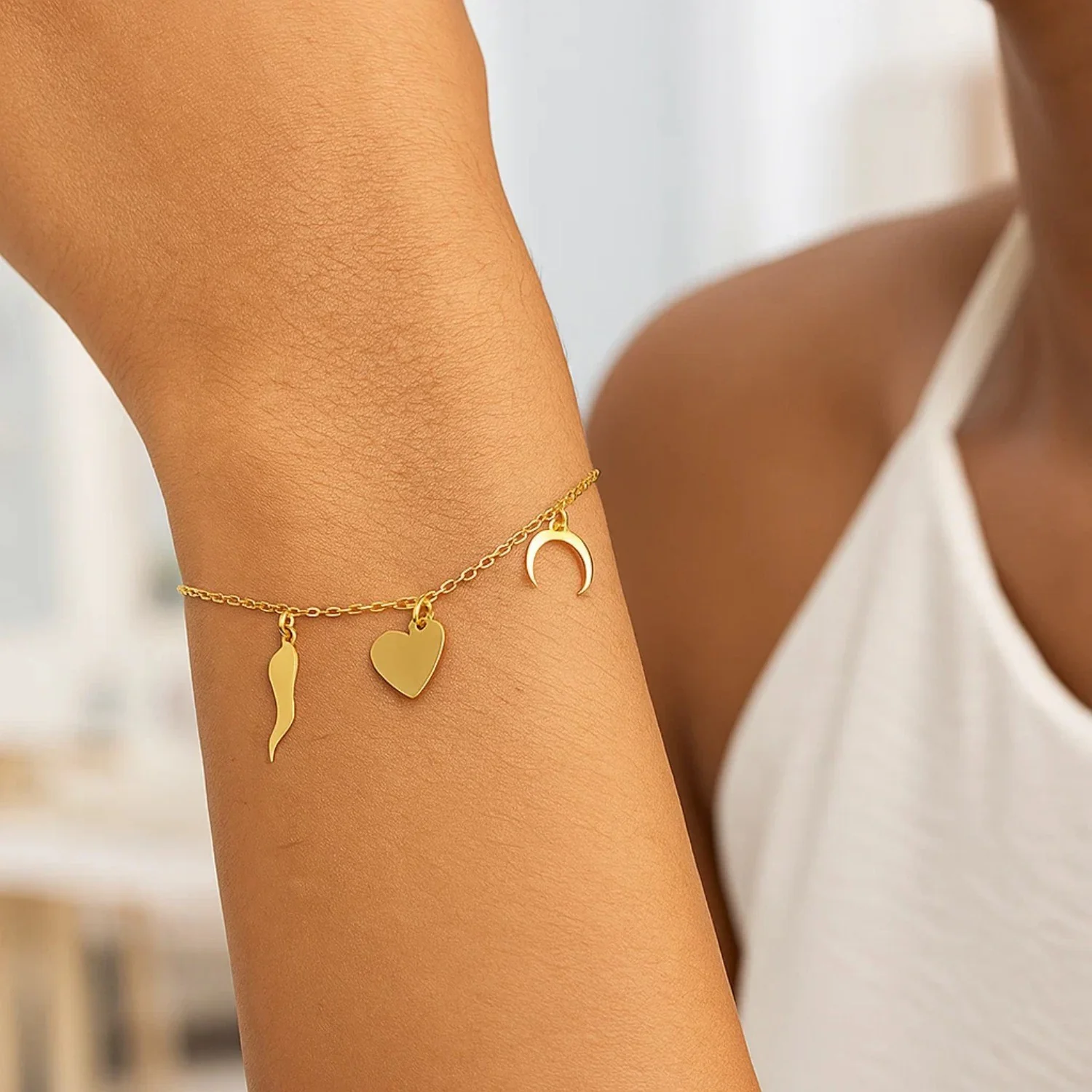 14k Yellow Gold 7 inch Bracelet with Polished Charms - Image 4