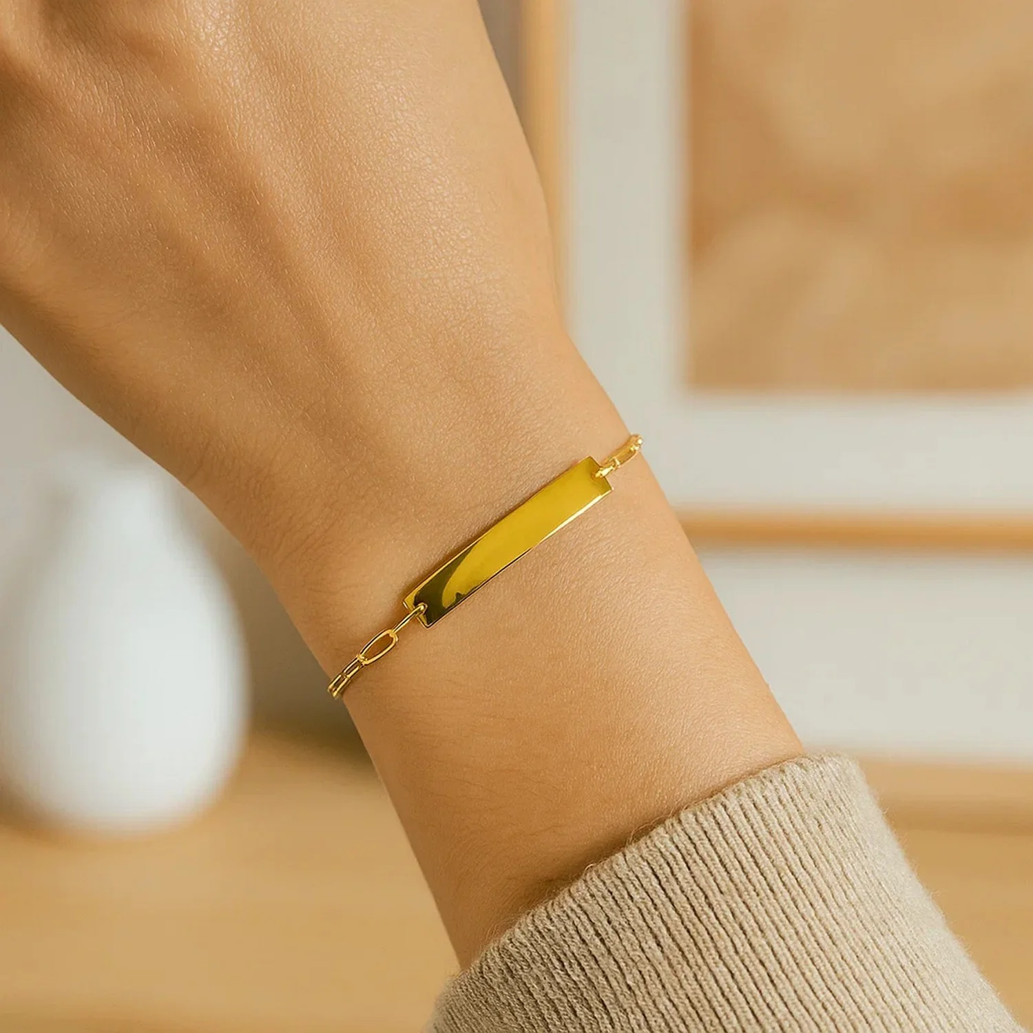 14k Yellow Gold 7 inch Paperclip Chain Bracelet with Bar - Image 3