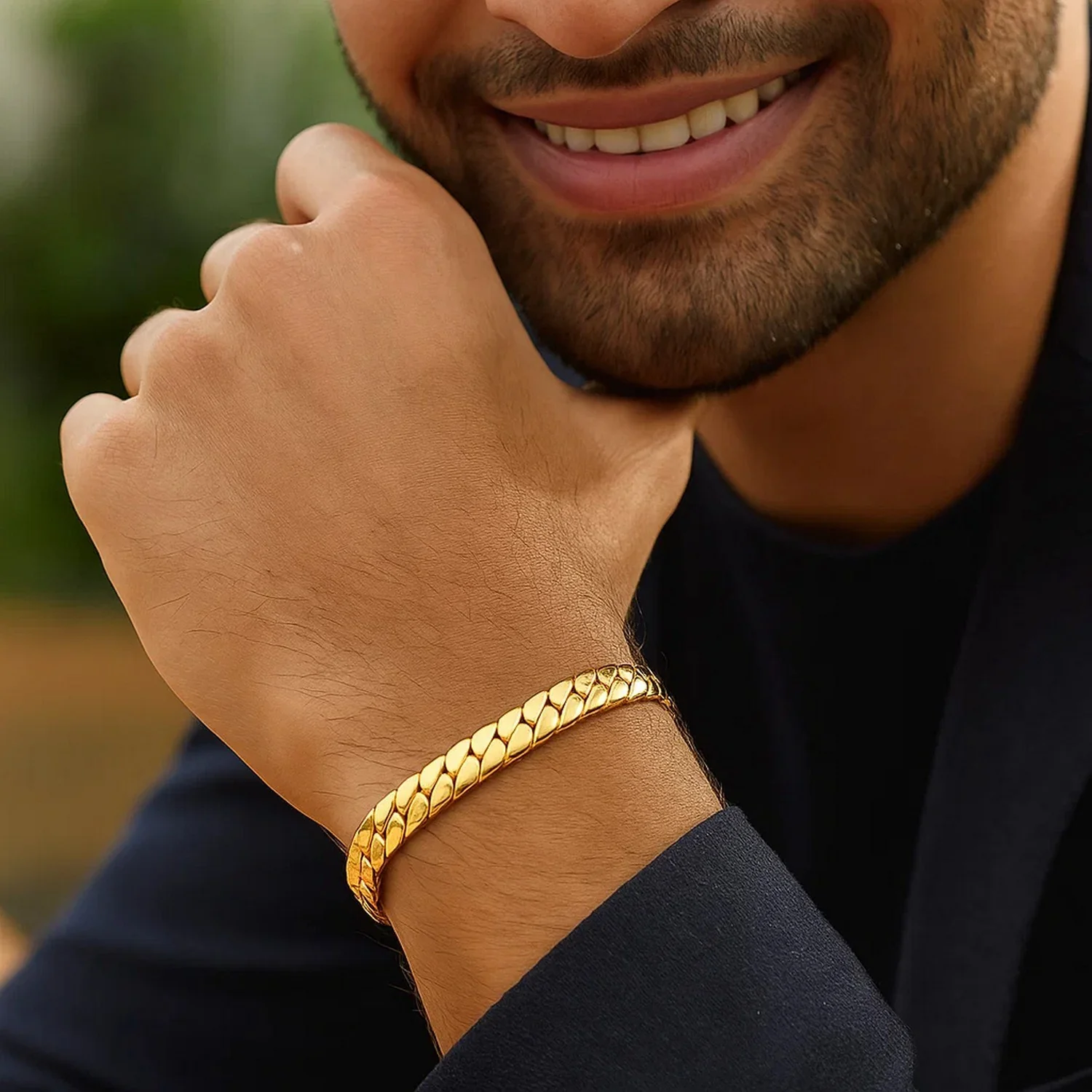 14k Yellow Gold 8 inch Mens Curb Chain Bracelet - Image 4