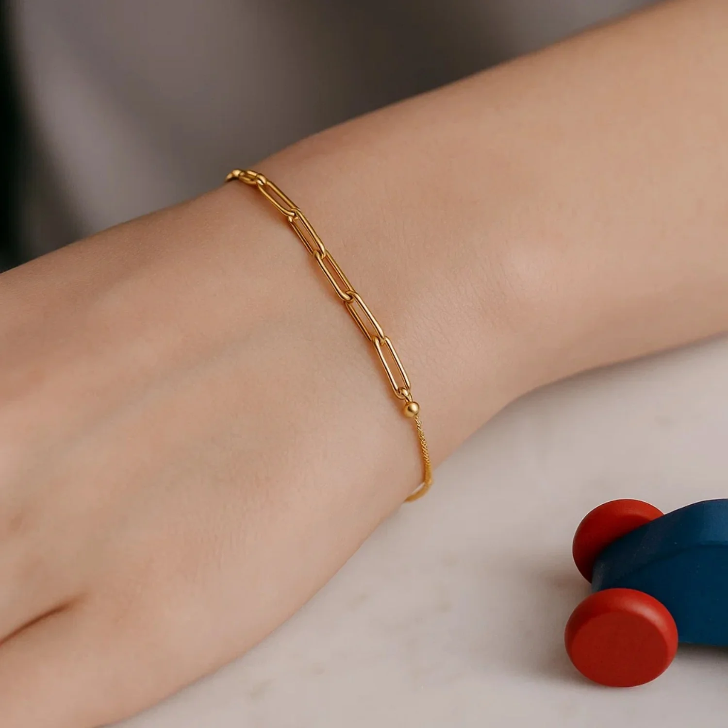 14K Yellow Gold Adjustable Bracelet with Paperclip Chain - Image 4