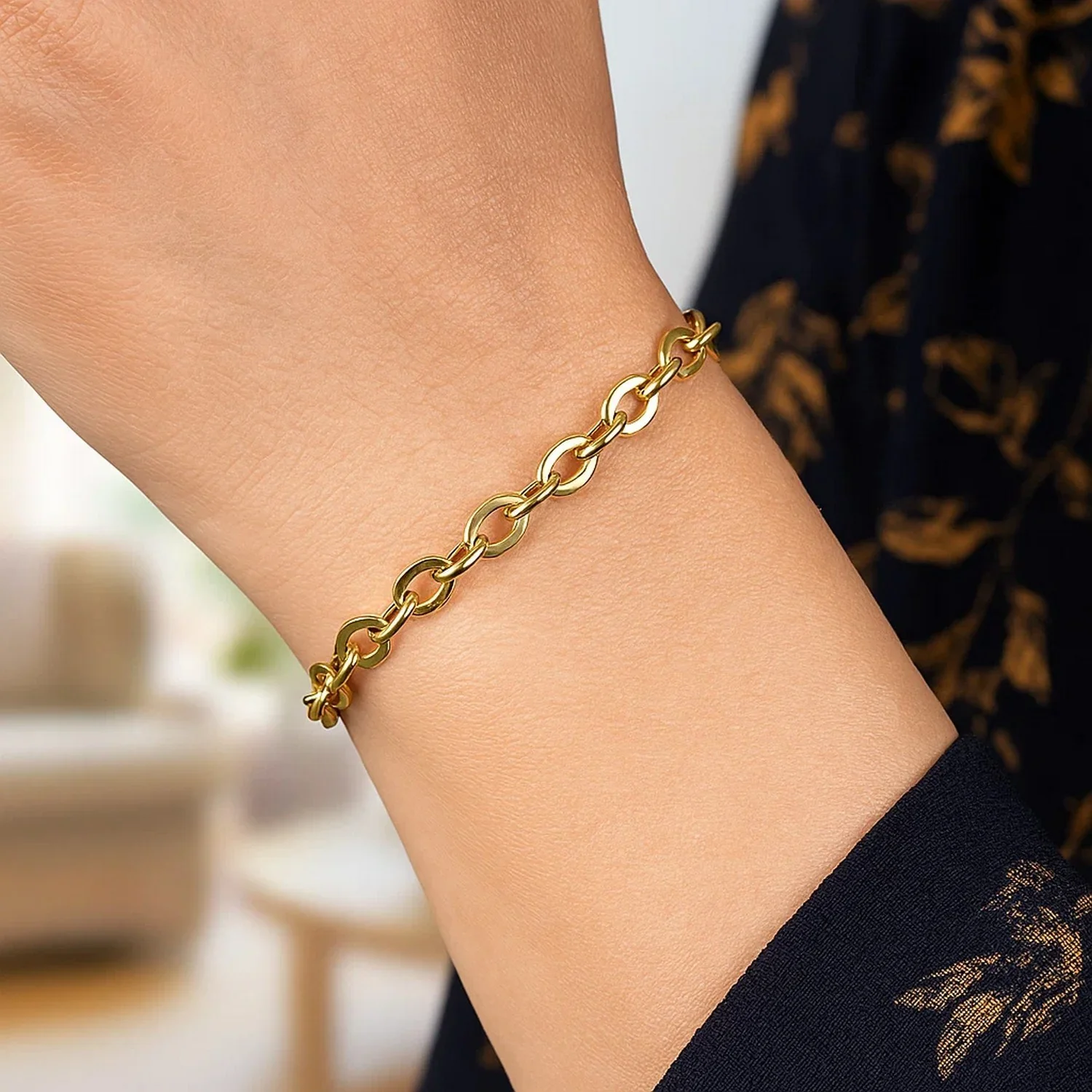 14k Yellow Gold Cable Chain Design Bracelet - Image 2