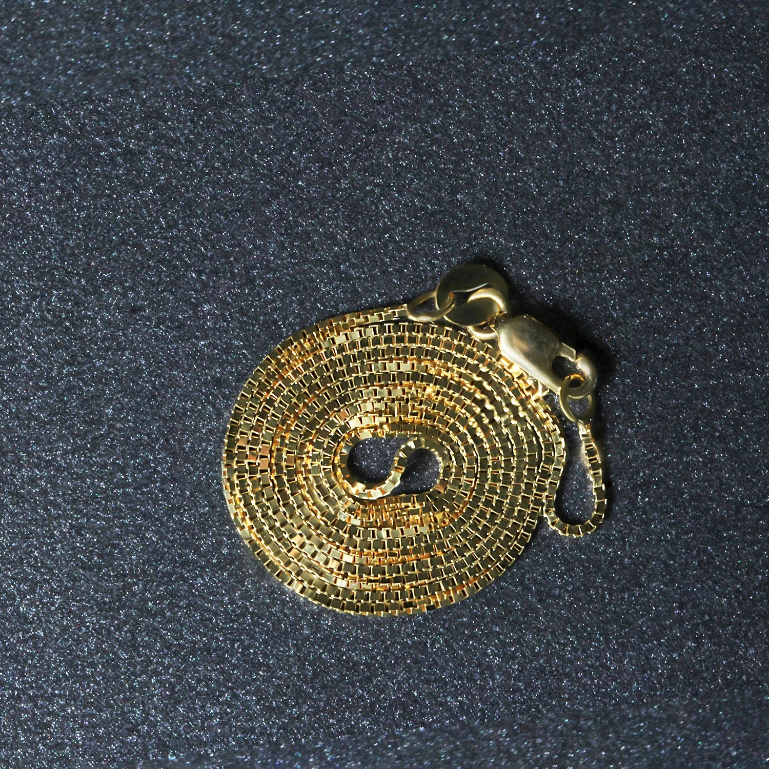 14k Yellow Gold Classic Box Chain 0.7mm - Image 6