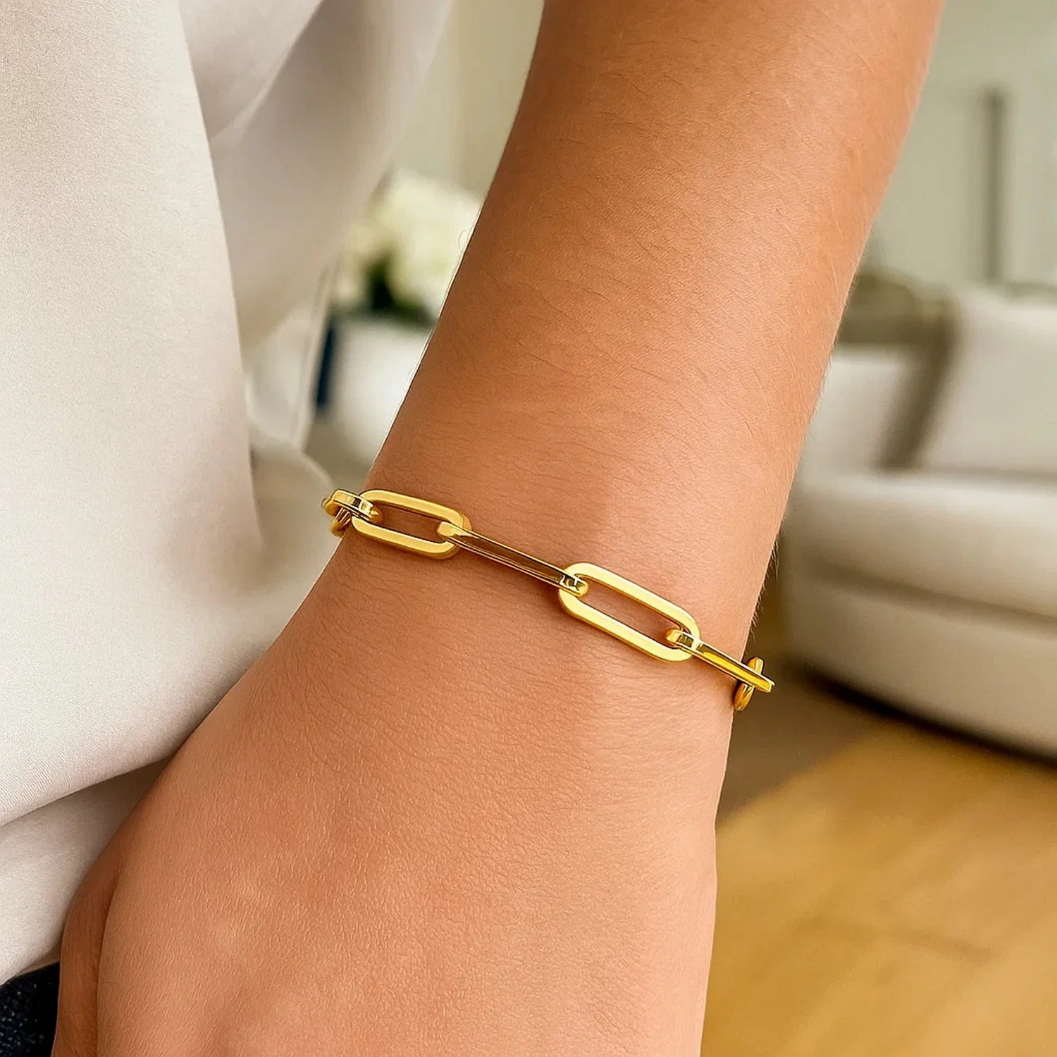 14K Yellow Gold Extra Wide Paperclip Chain Bracelet - Image 6