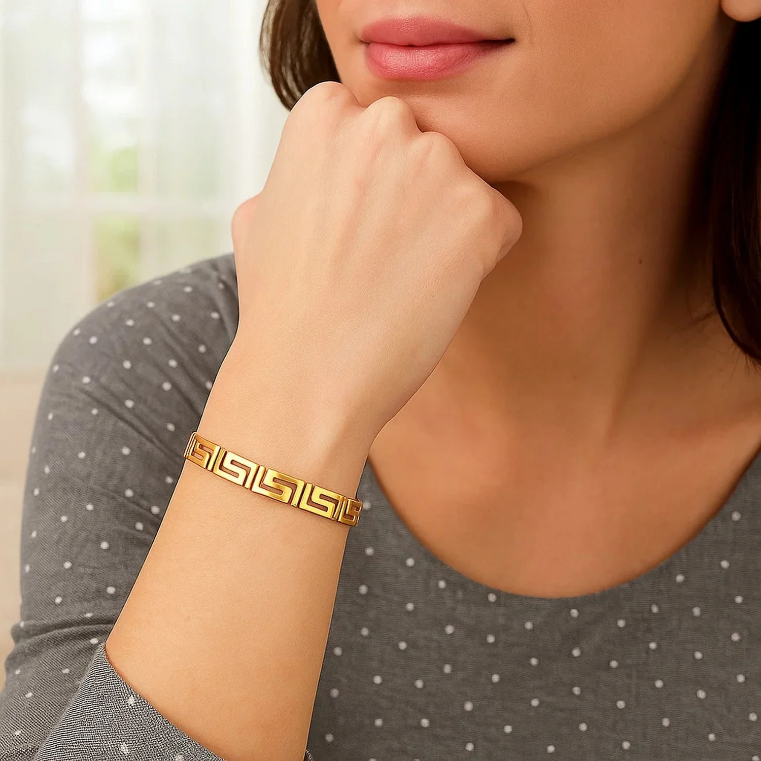 14k Yellow Gold Fancy Greek Key Motif Bracelet - Image 5