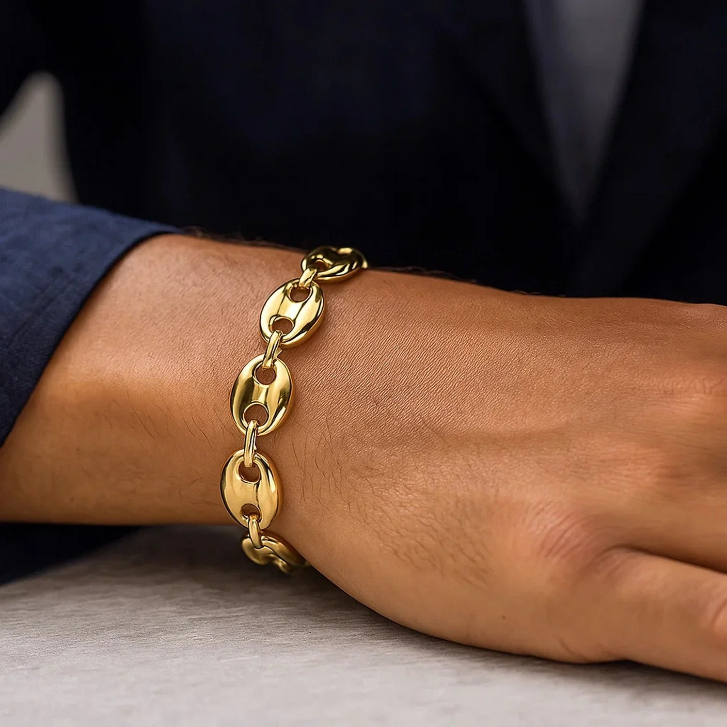 14k Yellow Gold High Polish Lite Puffed Mariner Link Bracelet (15 mm) - Image 4