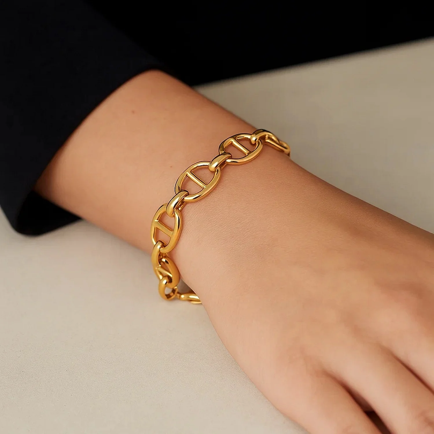 14k Yellow Gold High Polish Mariner Link Bracelet (13.0mm) - Image 4