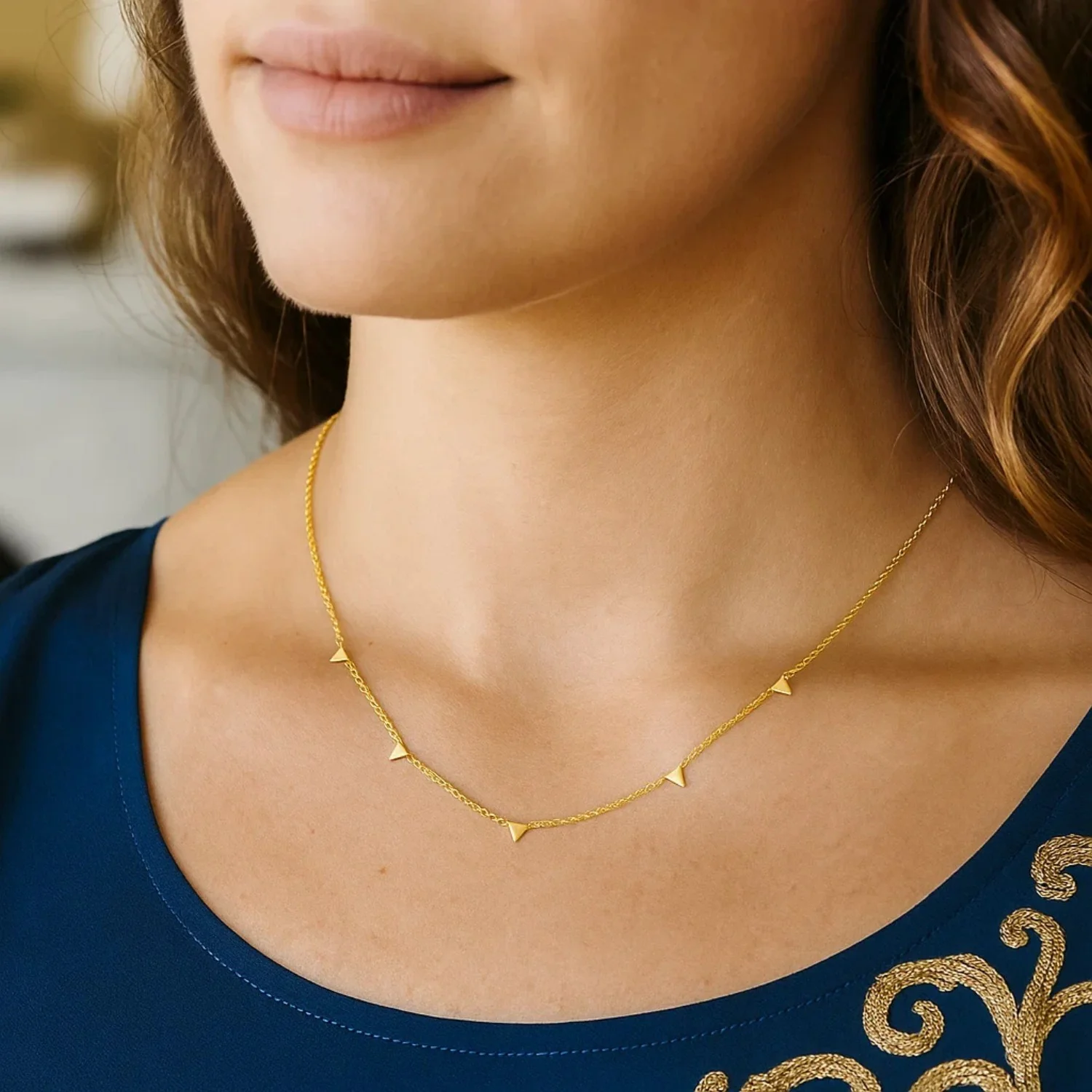 14K Yellow Gold Necklace with Triangles - Image 4