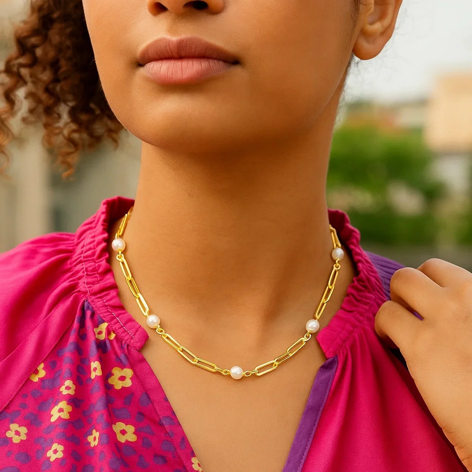 14k Yellow Gold Paperclip Chain and Pearl Necklace - Image 3