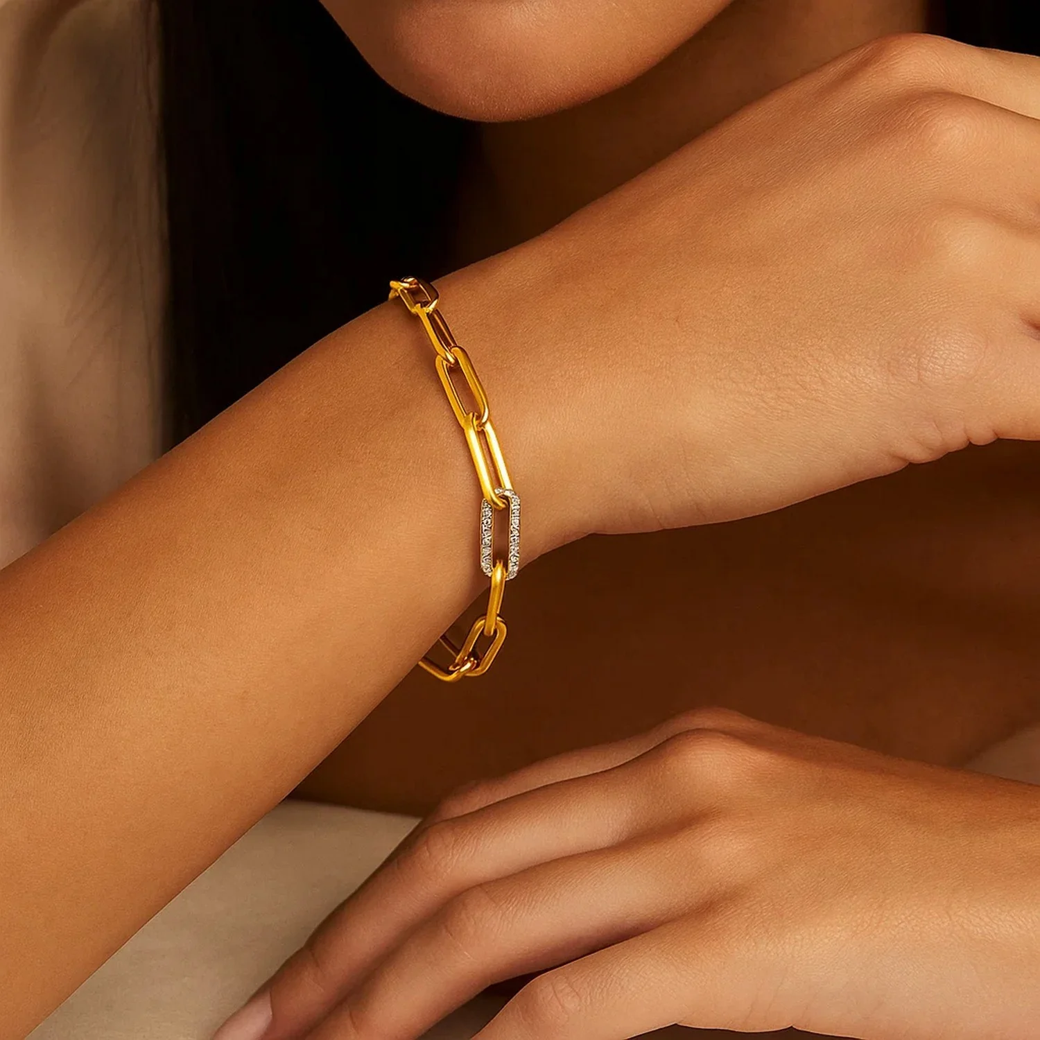 14k Yellow Gold Paperclip Chain Bracelet with Diamond Link - Image 2