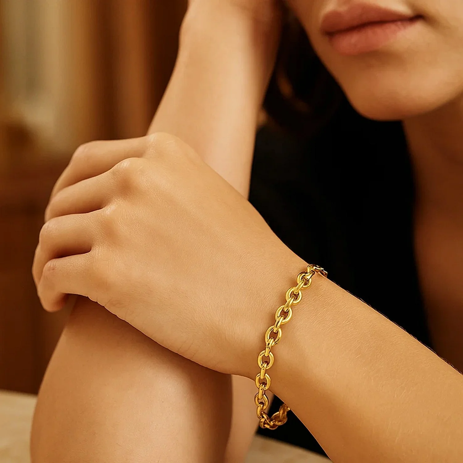 14k Yellow Gold Polished Oval Link Bracelet - Image 3