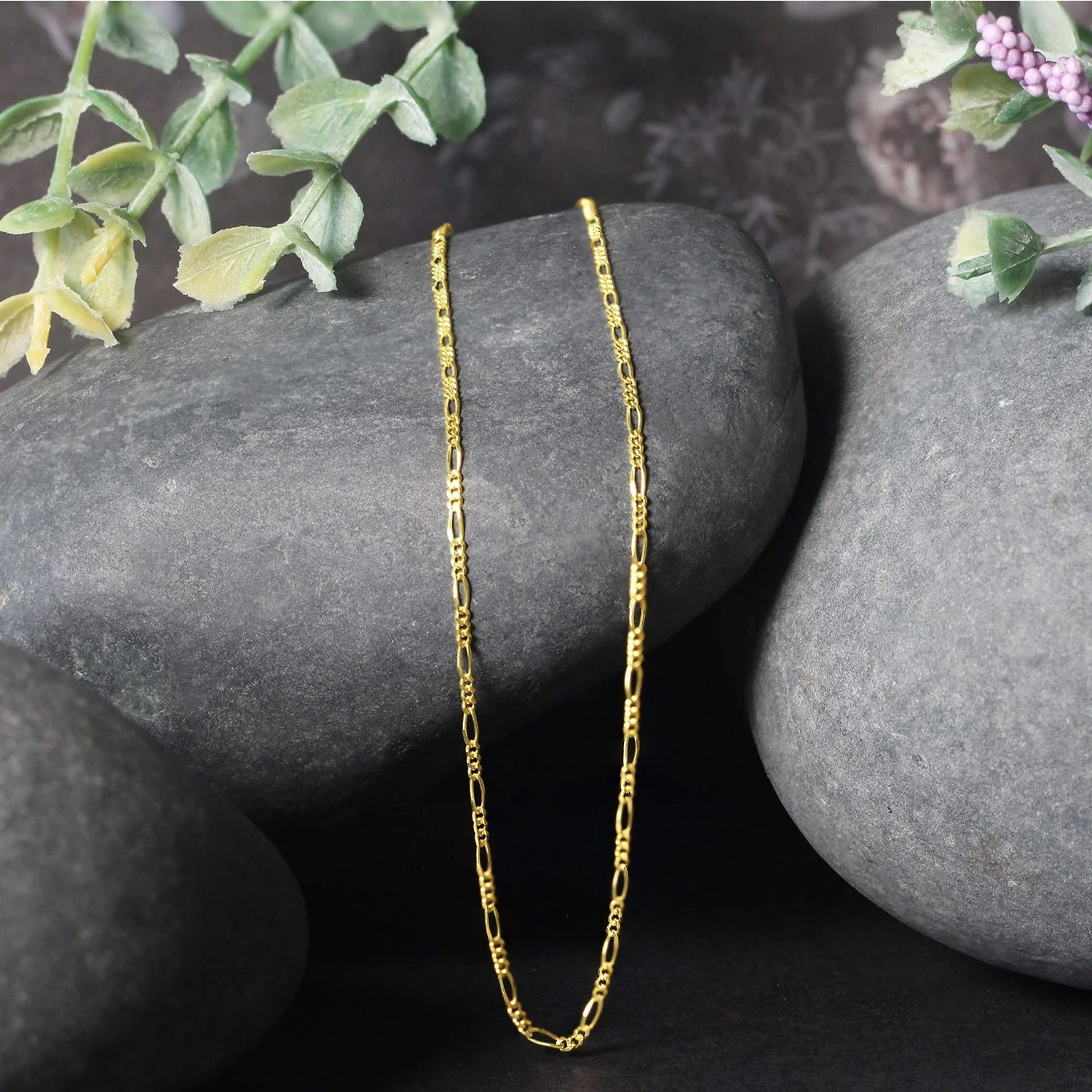 14k Yellow Gold Solid Figaro Chain 1.3mm - Image 4
