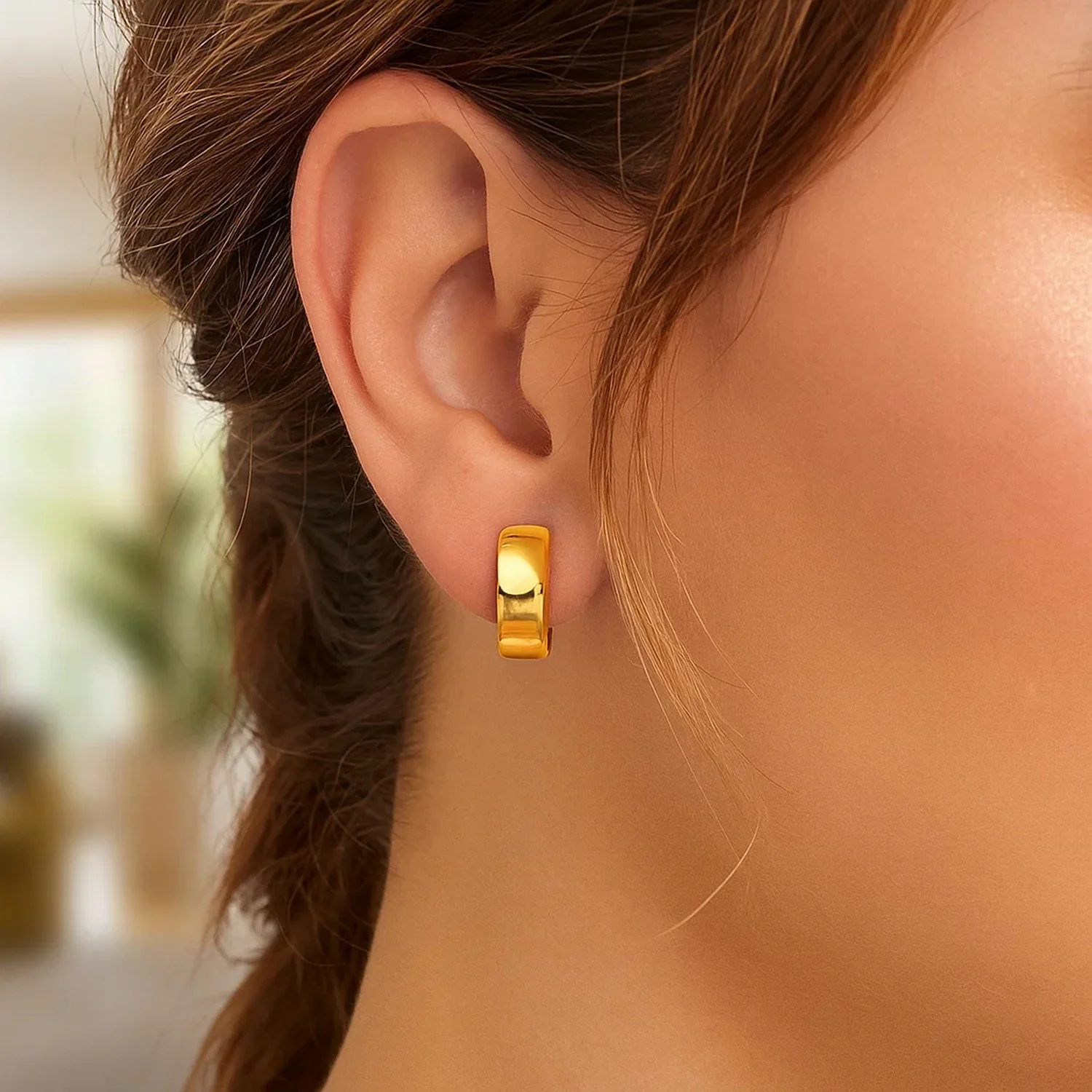 14k Yellow Gold Textured and Polished Hoop Earrings - Image 3