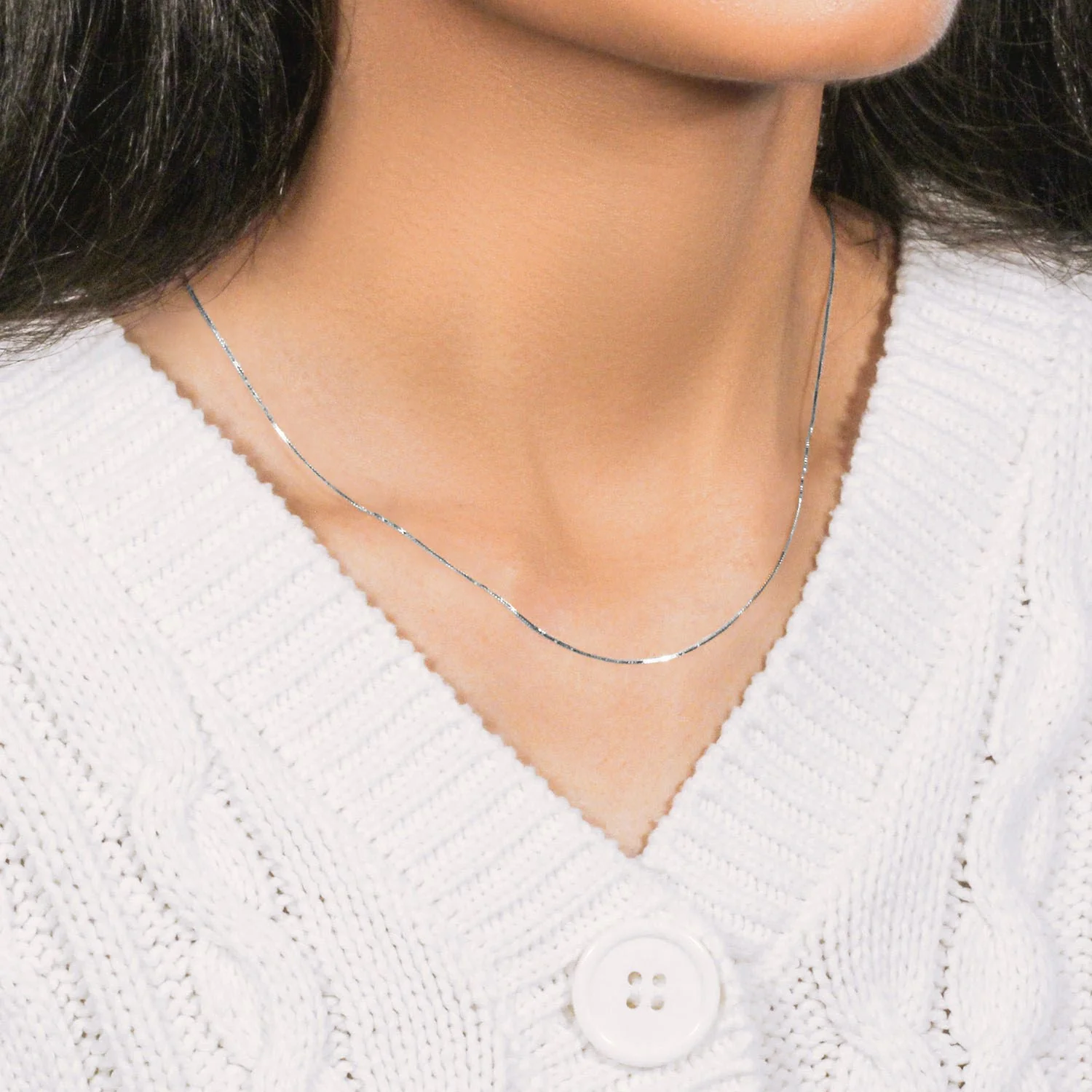 18k White Gold Box Chain 0.6mm - Image 10