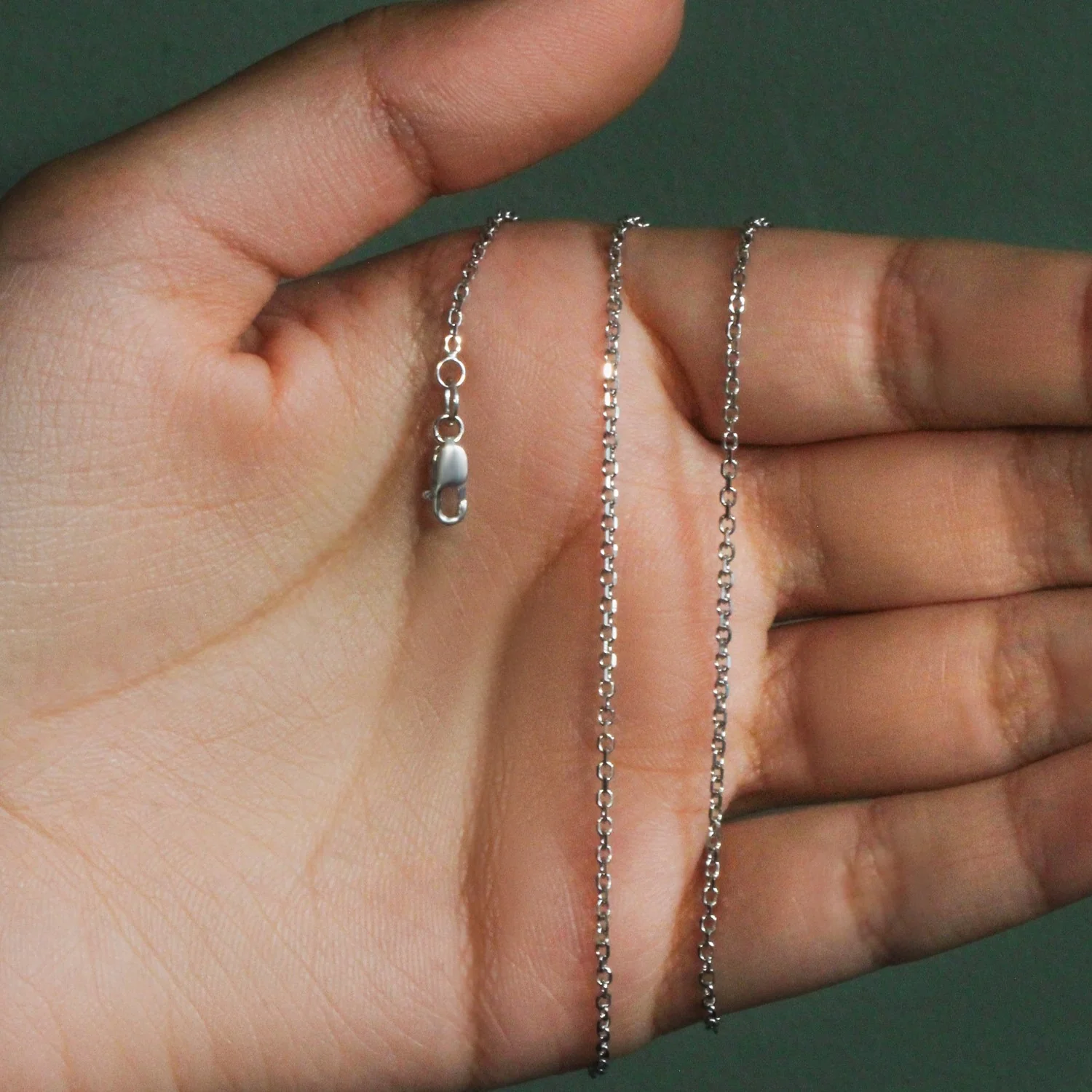 18k White Gold Diamond Cut Cable Link Chain 1.5mm - Image 8