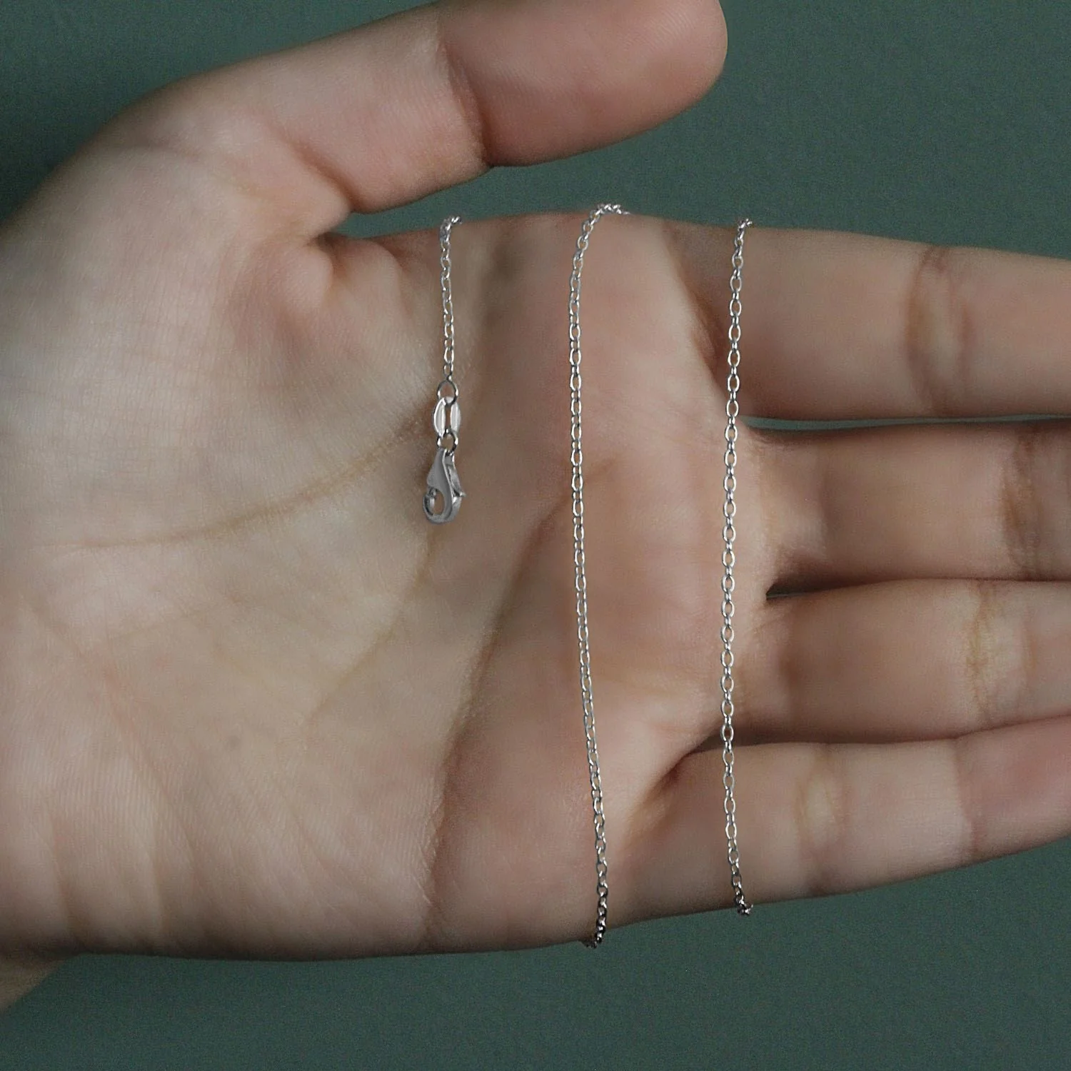 18k White Gold Round Cable Chain 1.5mm - Image 8