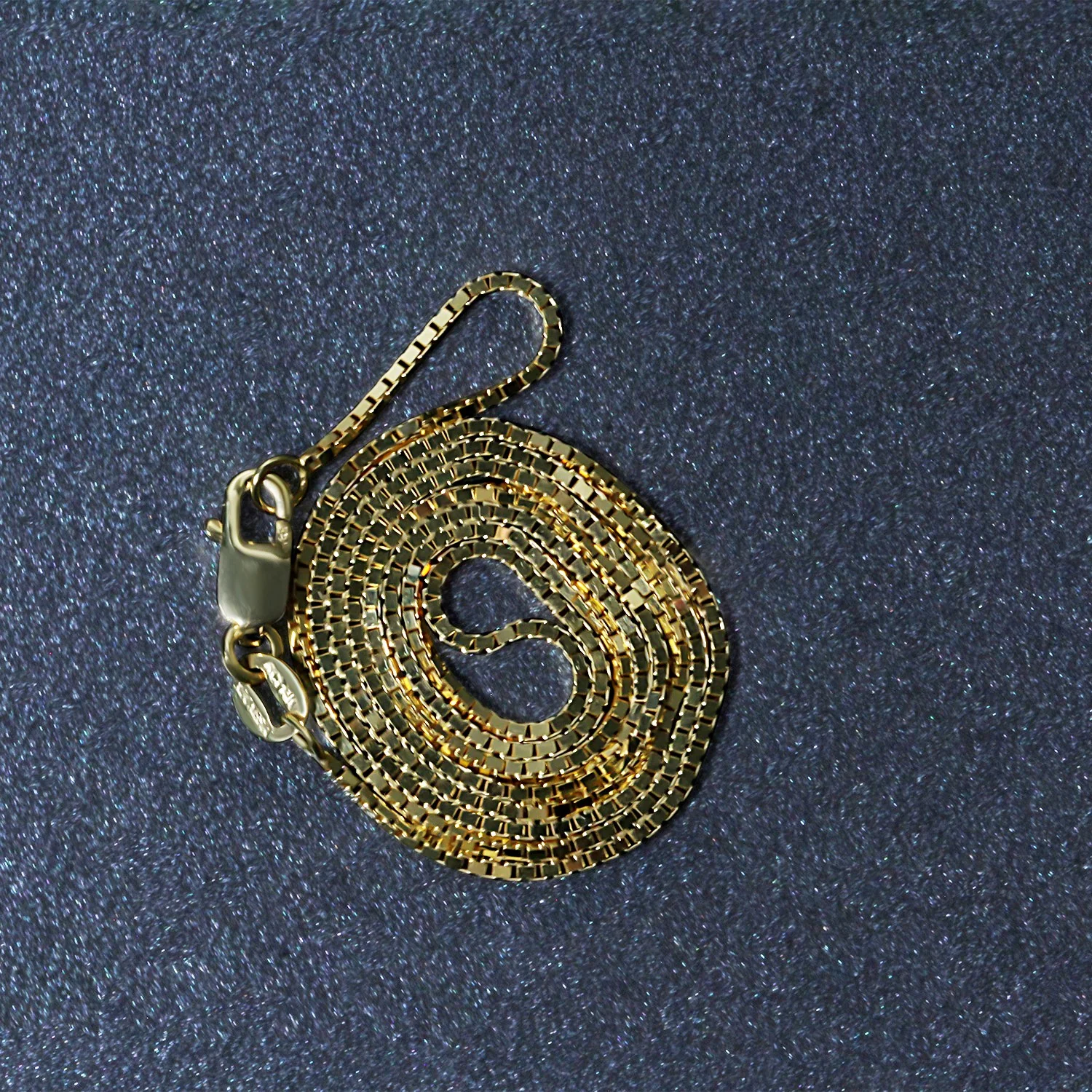 18k Yellow Gold Classic Box Chain (0.85 mm) - Image 6