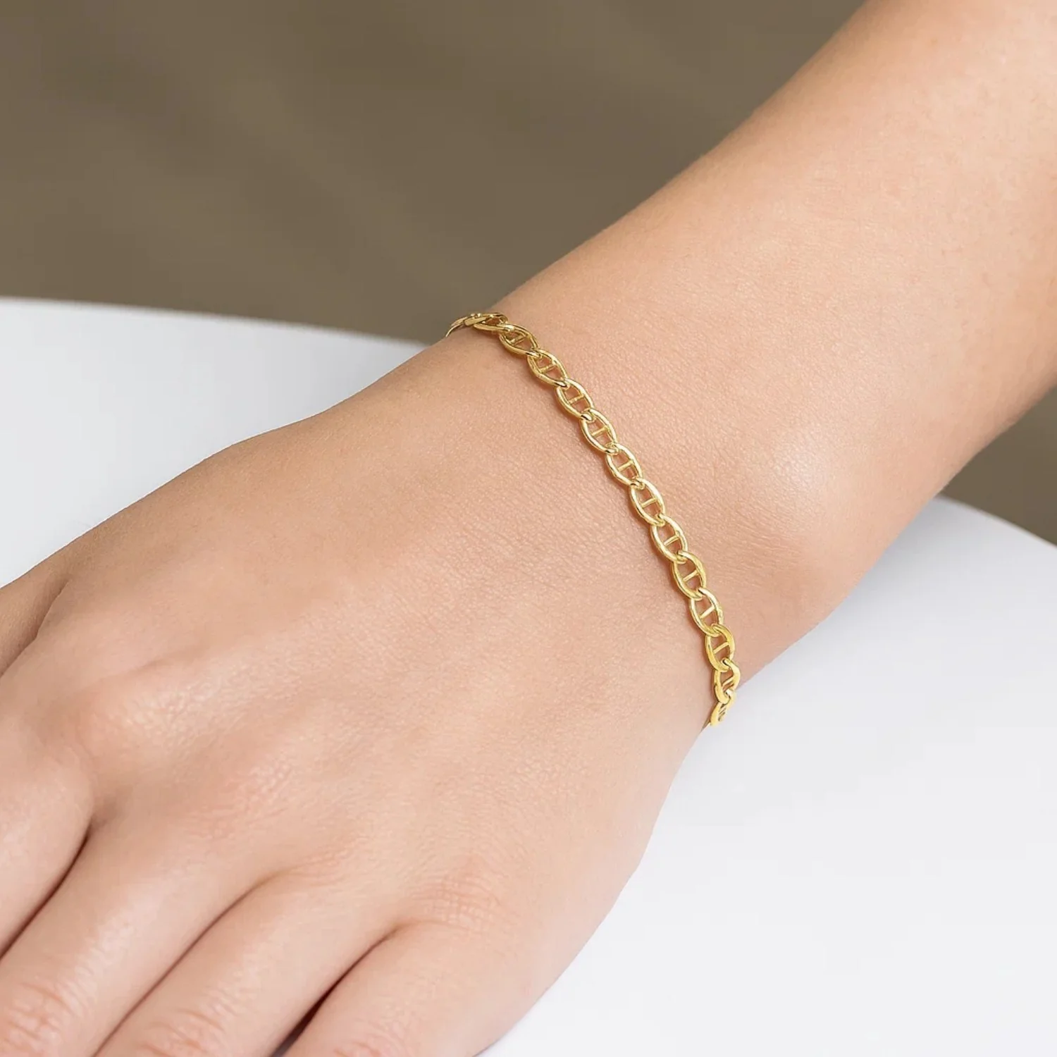 2.3mm 10k Yellow Gold Mariner Link Bracelet - Image 3