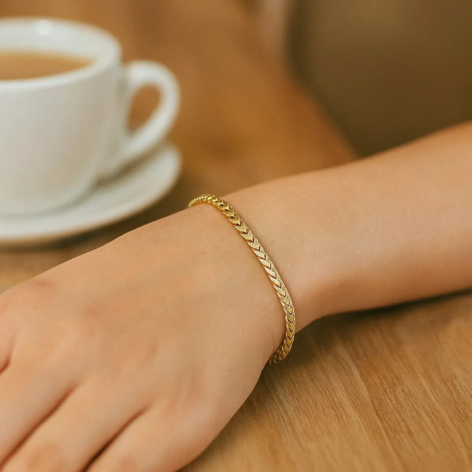 3.1mm 14k Yellow Gold Solid Diamond Cut Round Franco Bracelet - Image 4
