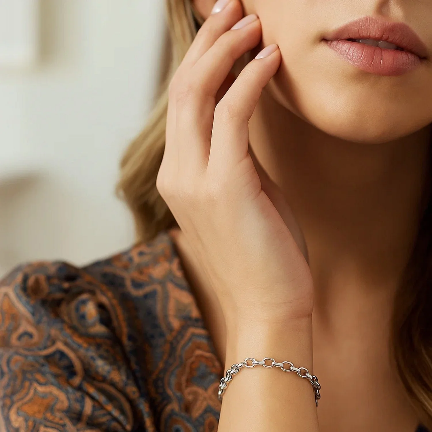3.2mm 14k White Gold Oval Rolo Bracelet - Image 3