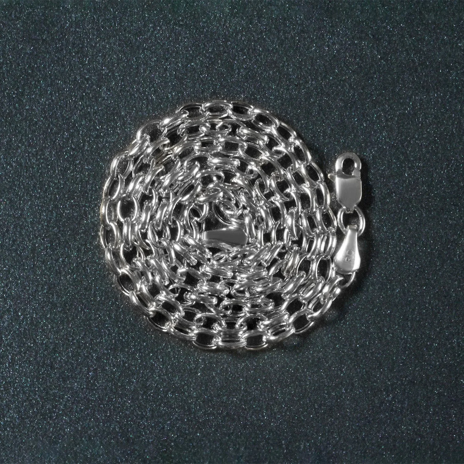 3.2mm 14k White Gold Oval Rolo Chain - Image 15
