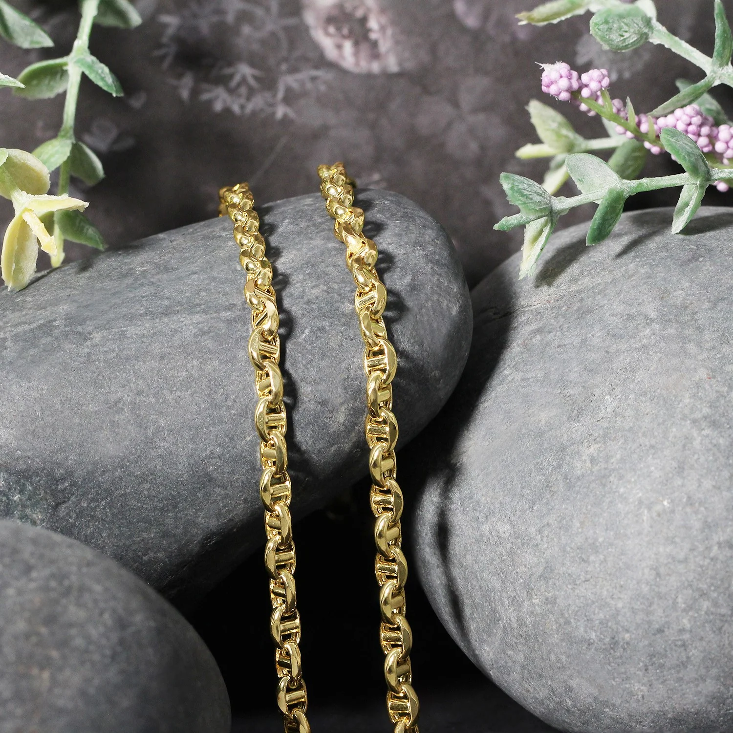 4.5mm 14k Yellow Gold Anchor Chain - Image 7