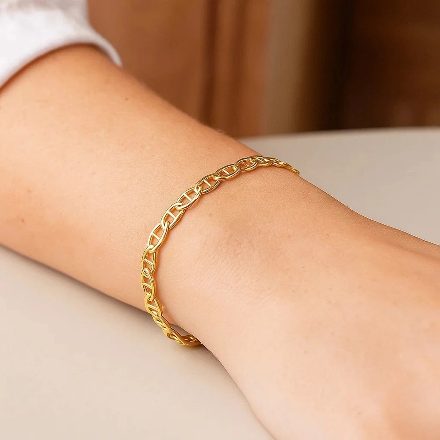4.5mm 14k Yellow Gold Mariner Link Bracelet - Image 6