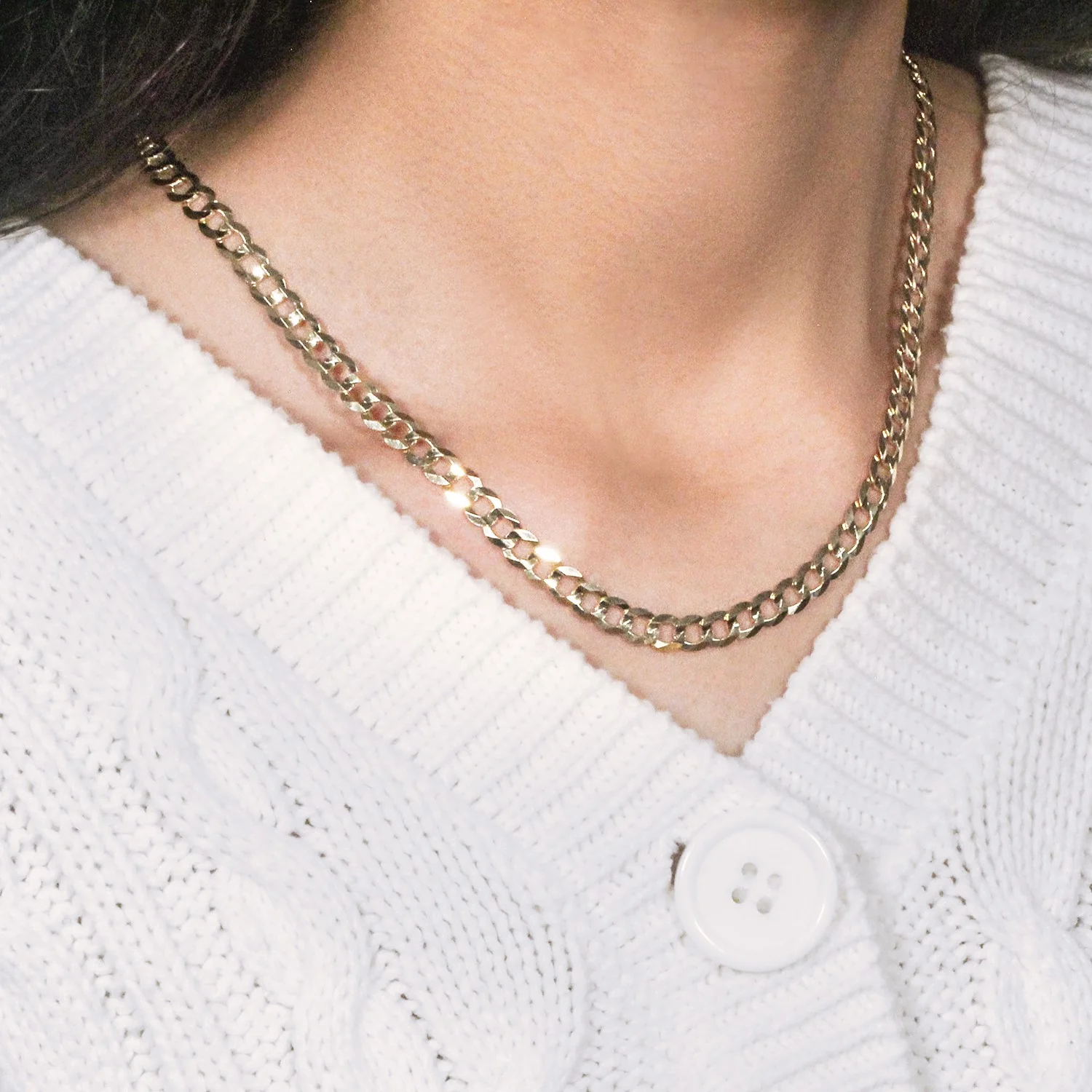 5.7mm 10k Yellow Gold Curb Chain - Image 9