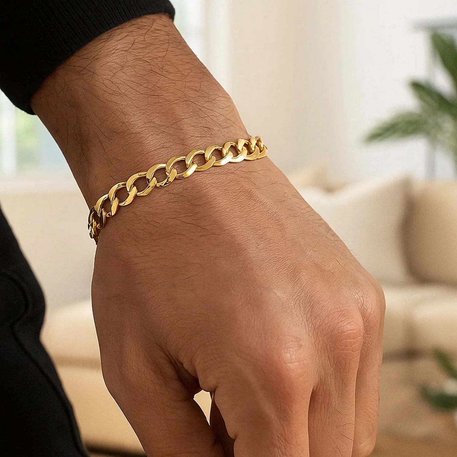 8.2mm 10k Yellow Gold Curb Bracelet - Image 6