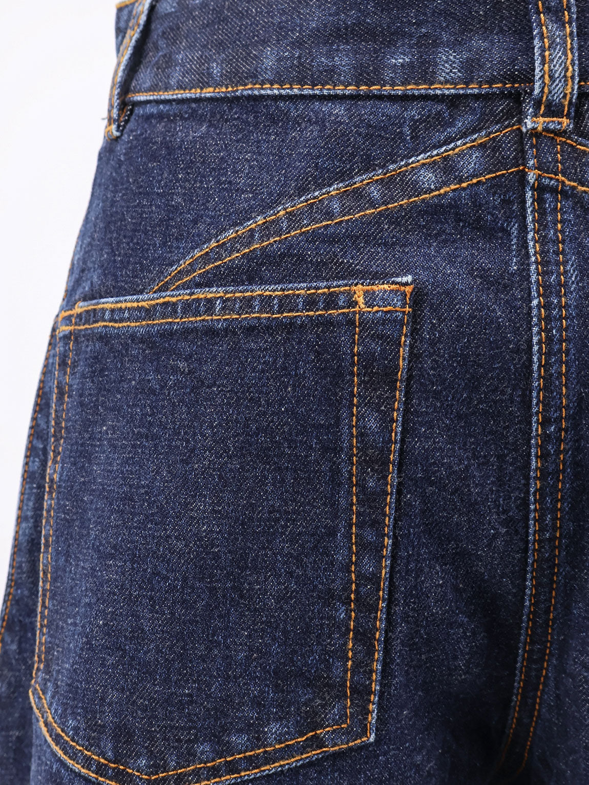 Alaia Low Round Jeans - Image 8