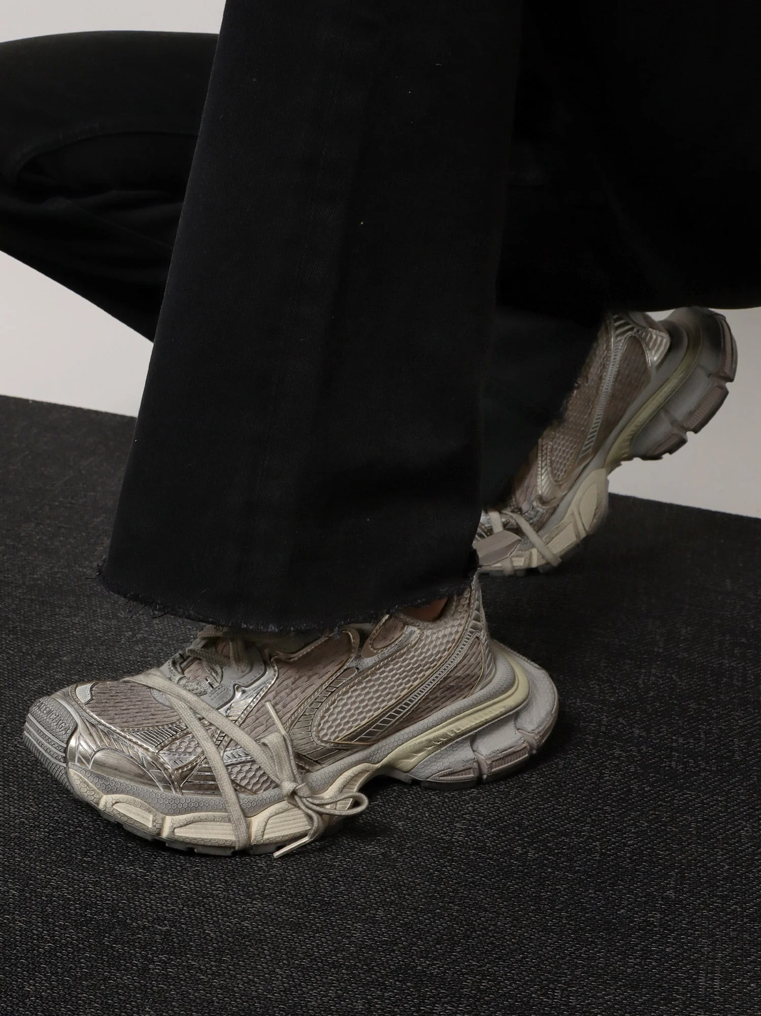 Balenciaga 3Xl Low-Top Mesh Sneakers - Image 7