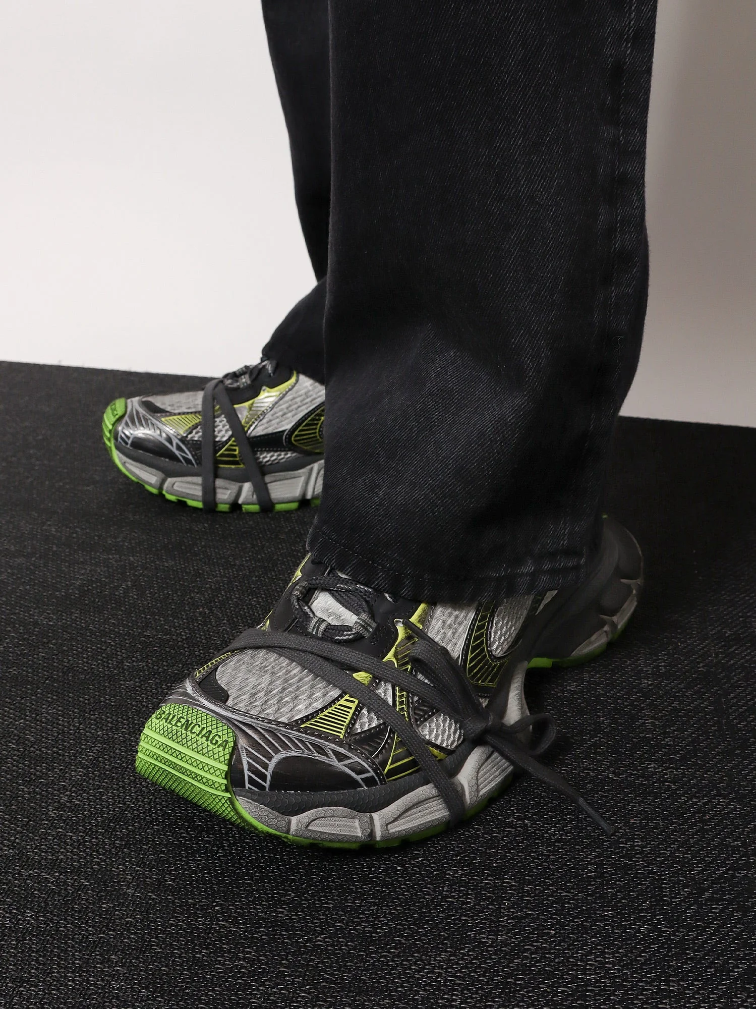 Balenciaga 3Xl Mesh And Polyurethane Sneakers - Image 2