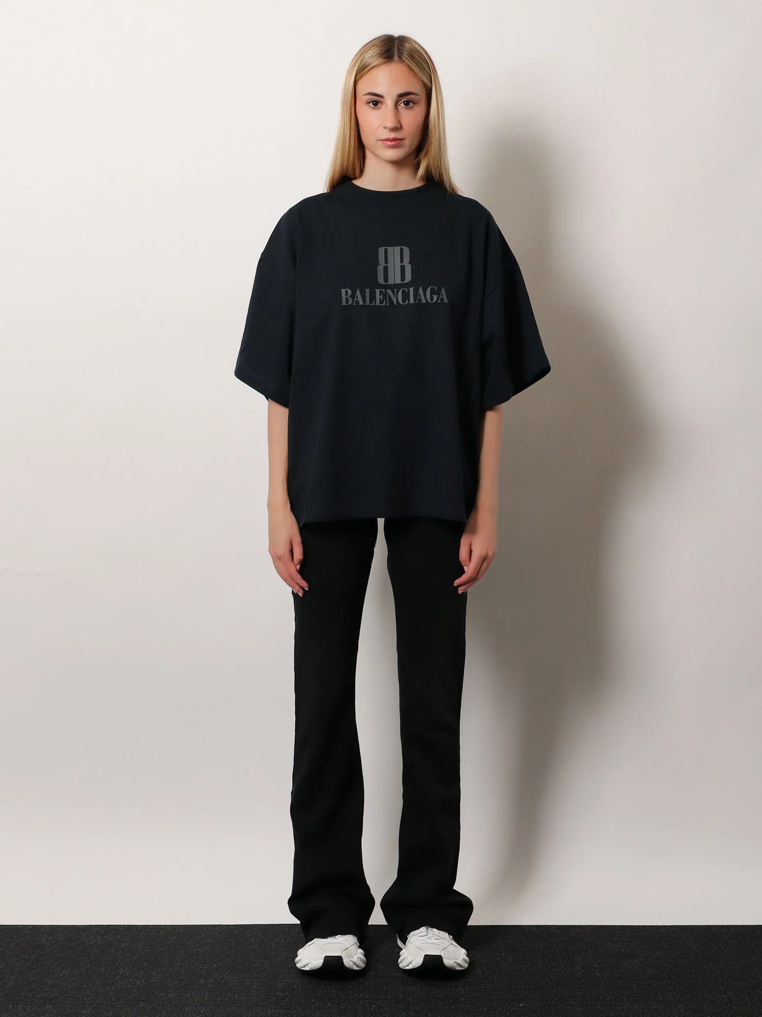 Balenciaga Cropped Cotton T-Shirt - Image 5