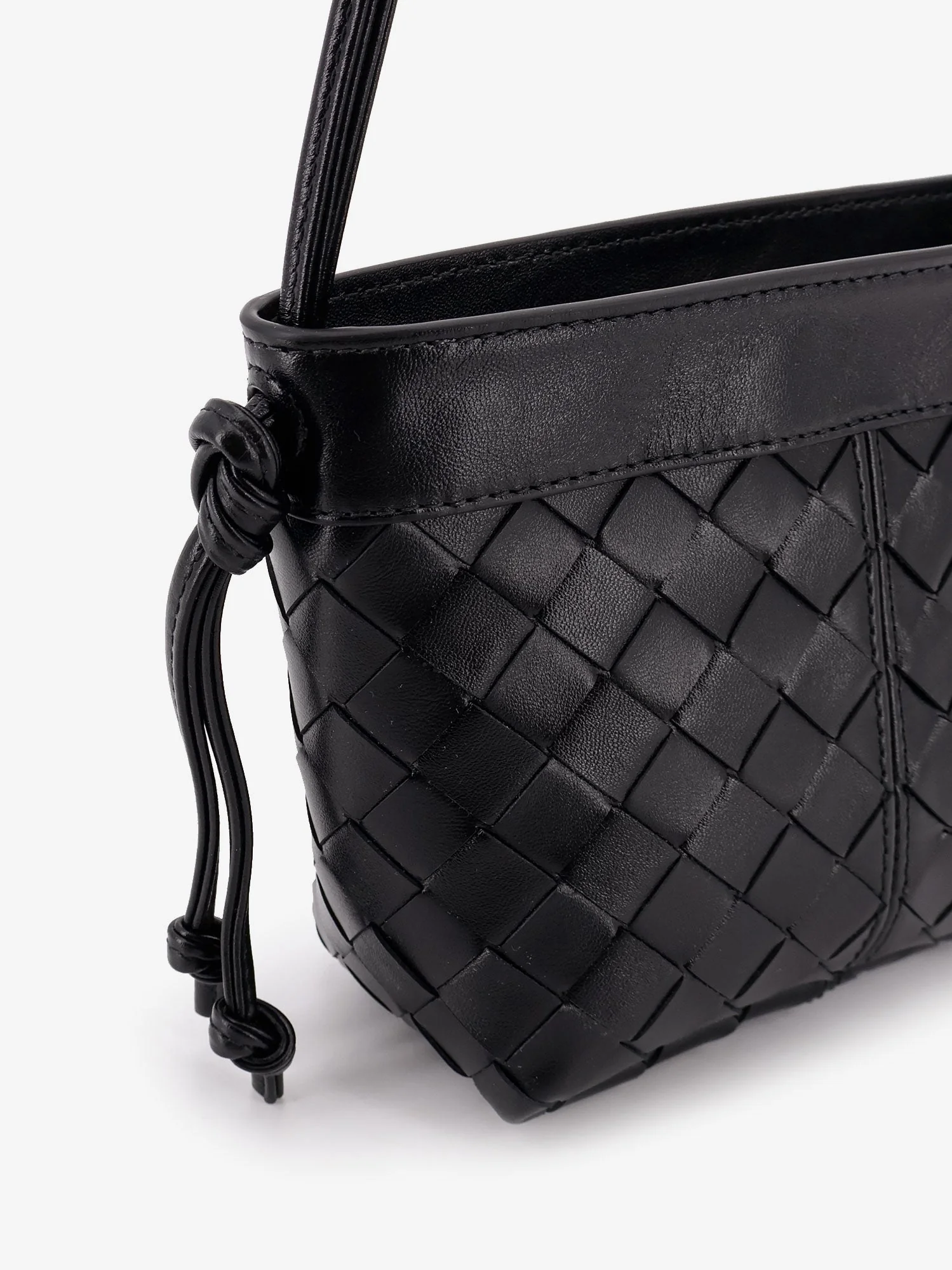 Bottega Veneta Pouch On Strap Leather Bag - Image 4