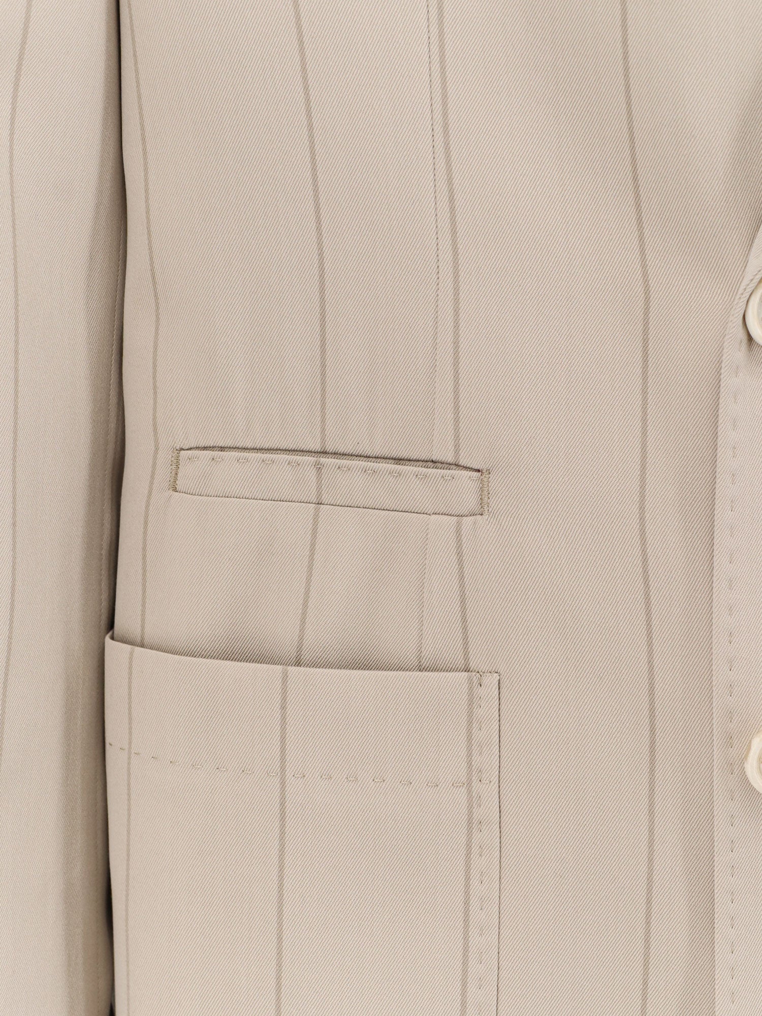 Brunello Cucinelli Silk Suit With Pinstripe Motif - Image 3