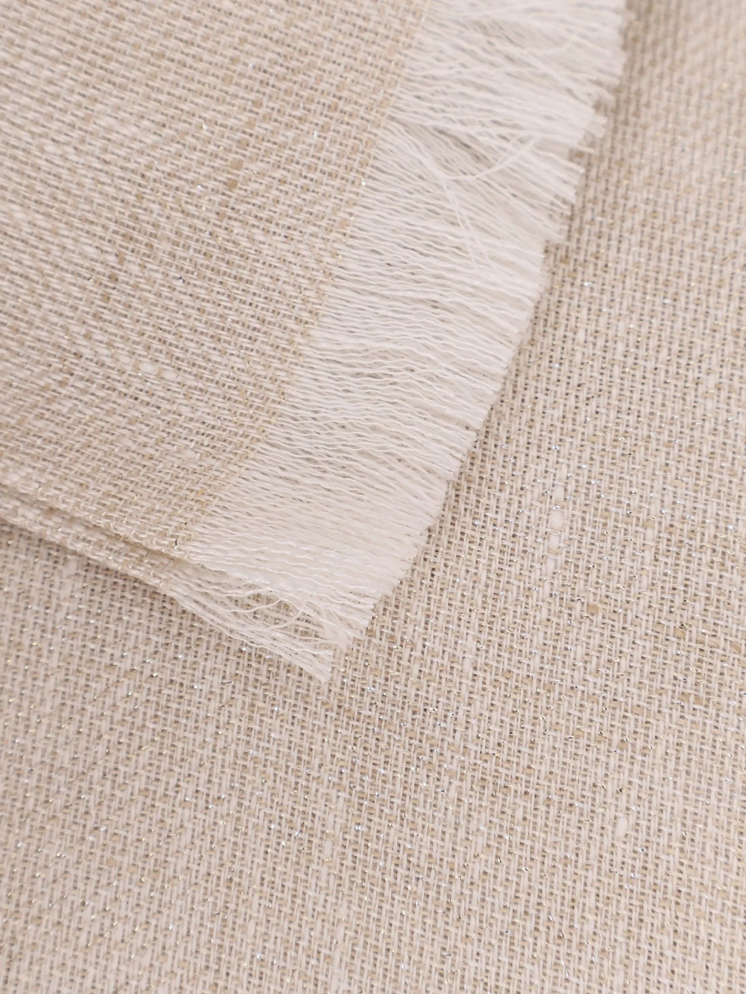 Brunello Cucinelli Sparkling Linen Scarf - Image 2