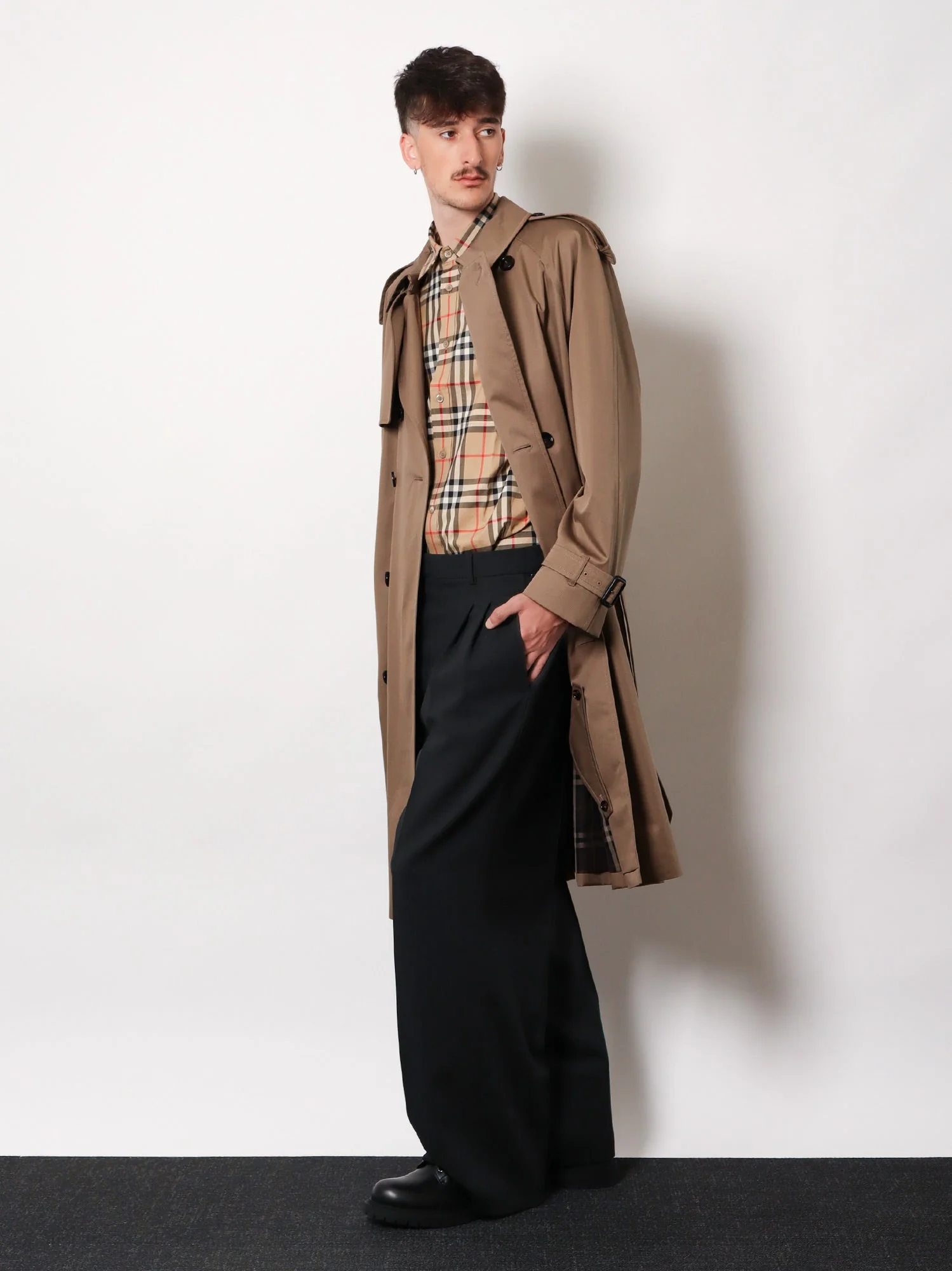 Burberry Organic Cotton Shirt - Image 2